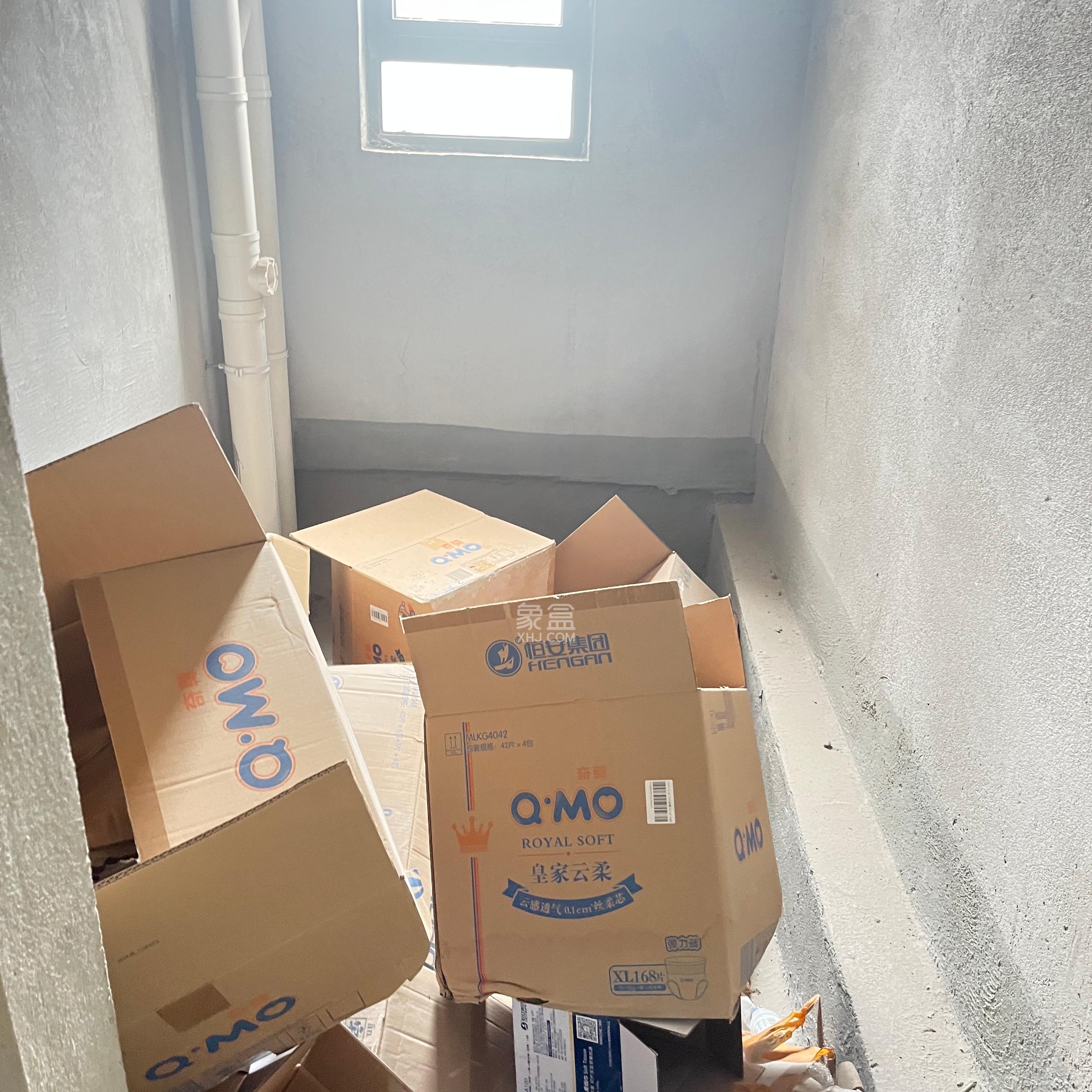 汇金城/嘉华城(二期、三期) 1室2厅1卫 1300.0元/月 汇金城/嘉华城(二期、三期) 1室2厅1卫 1300.0元/月室内图