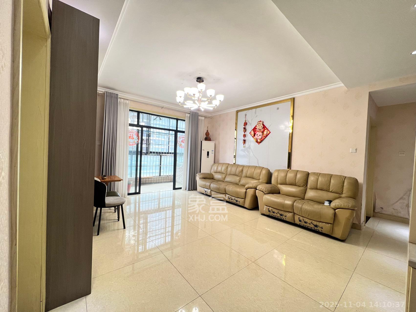 湘江世纪城咏江苑  3室2厅2卫    2400.0元/月室内图