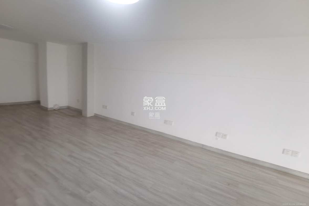 华润置地广场二期 1室0厅0卫 1500.0元/月 华润置地广场二期 1室0厅0卫 1500.0元/月室内图