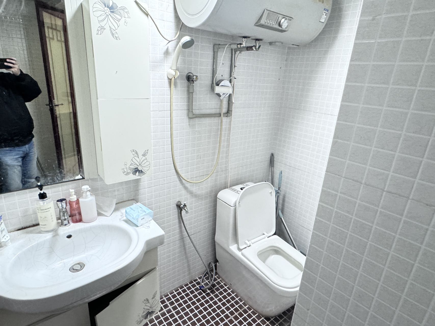 兰海佳园  4室2厅2卫    2500.0元/月室内图