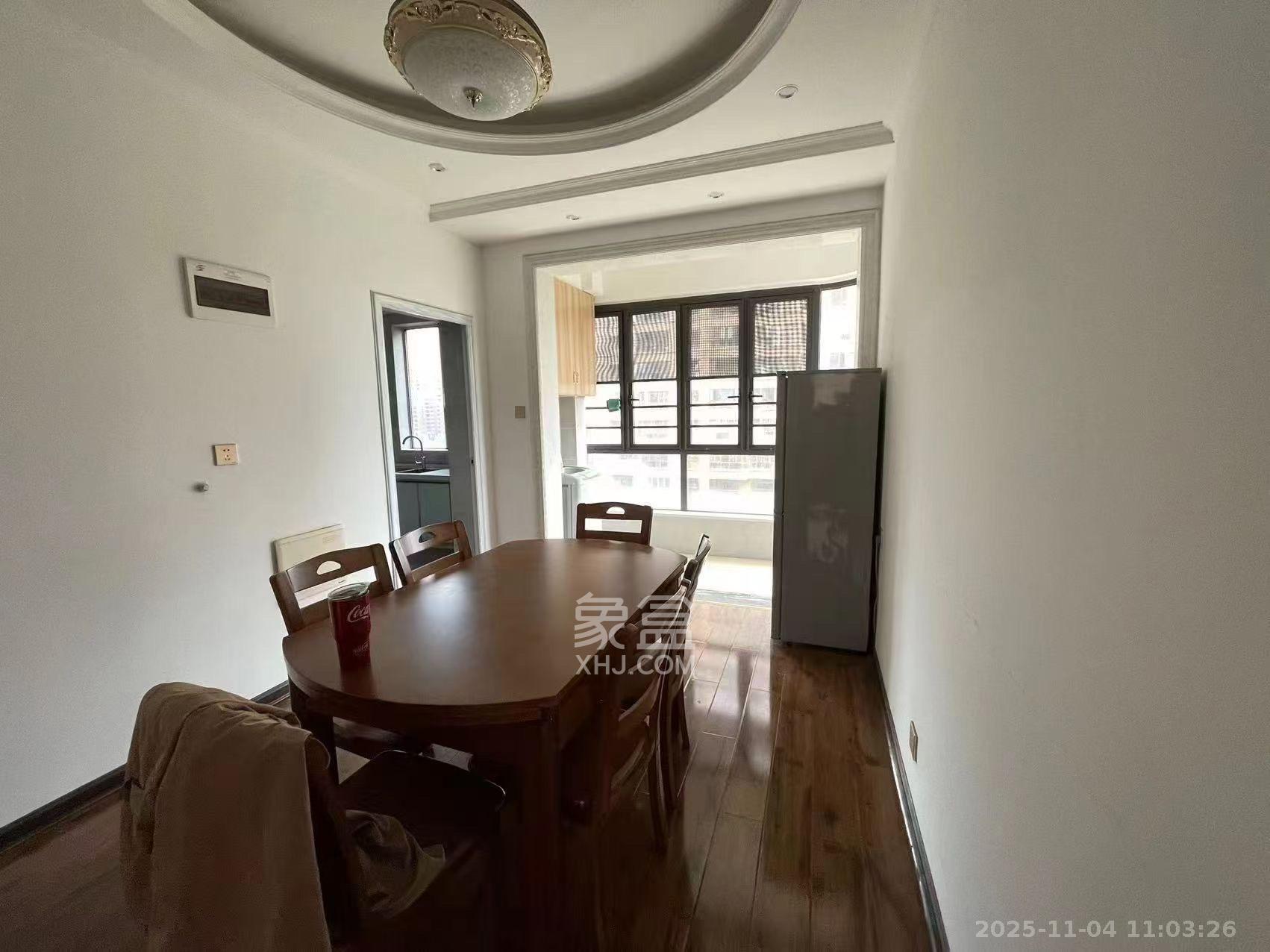 五矿万境水岸  3室2厅2卫    1800.0元/月