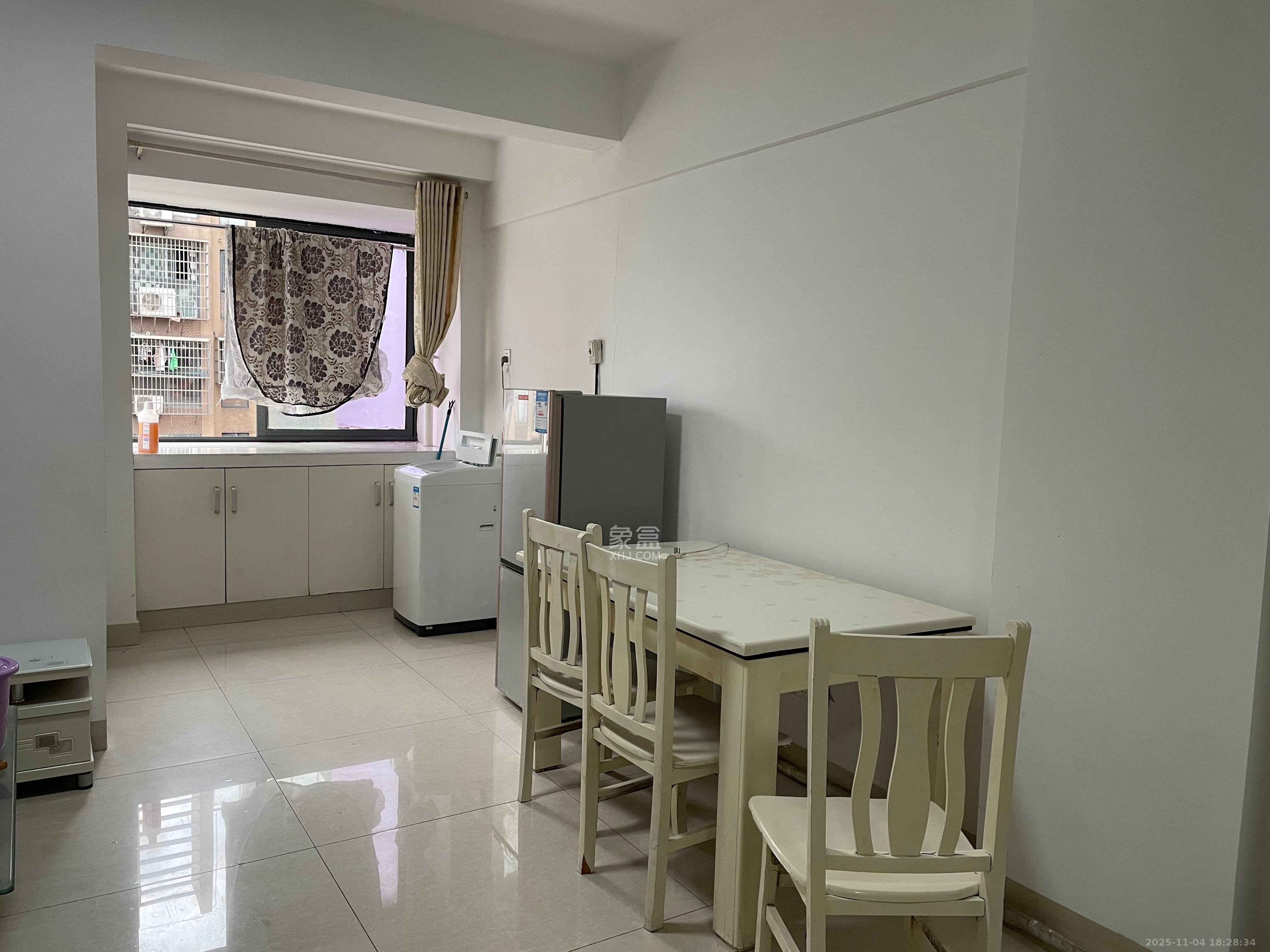 红公馆（前程丽景大厦）  1室1厅1卫    1600.0元/月