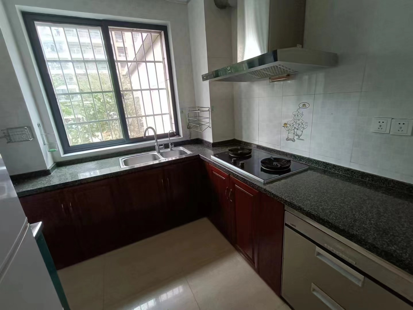 枫丹白露 3室2厅2卫 2800.0元/月 枫丹白露 3室2厅2卫 2800.0元/月室内图