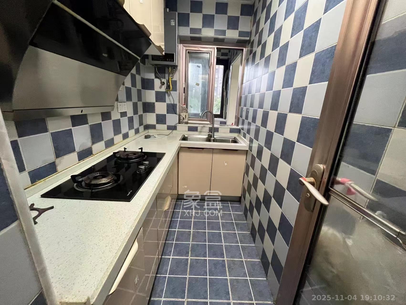 地质家园一、二期（地泰人民公馆）  1室0厅0卫    2400.0元/月室内图