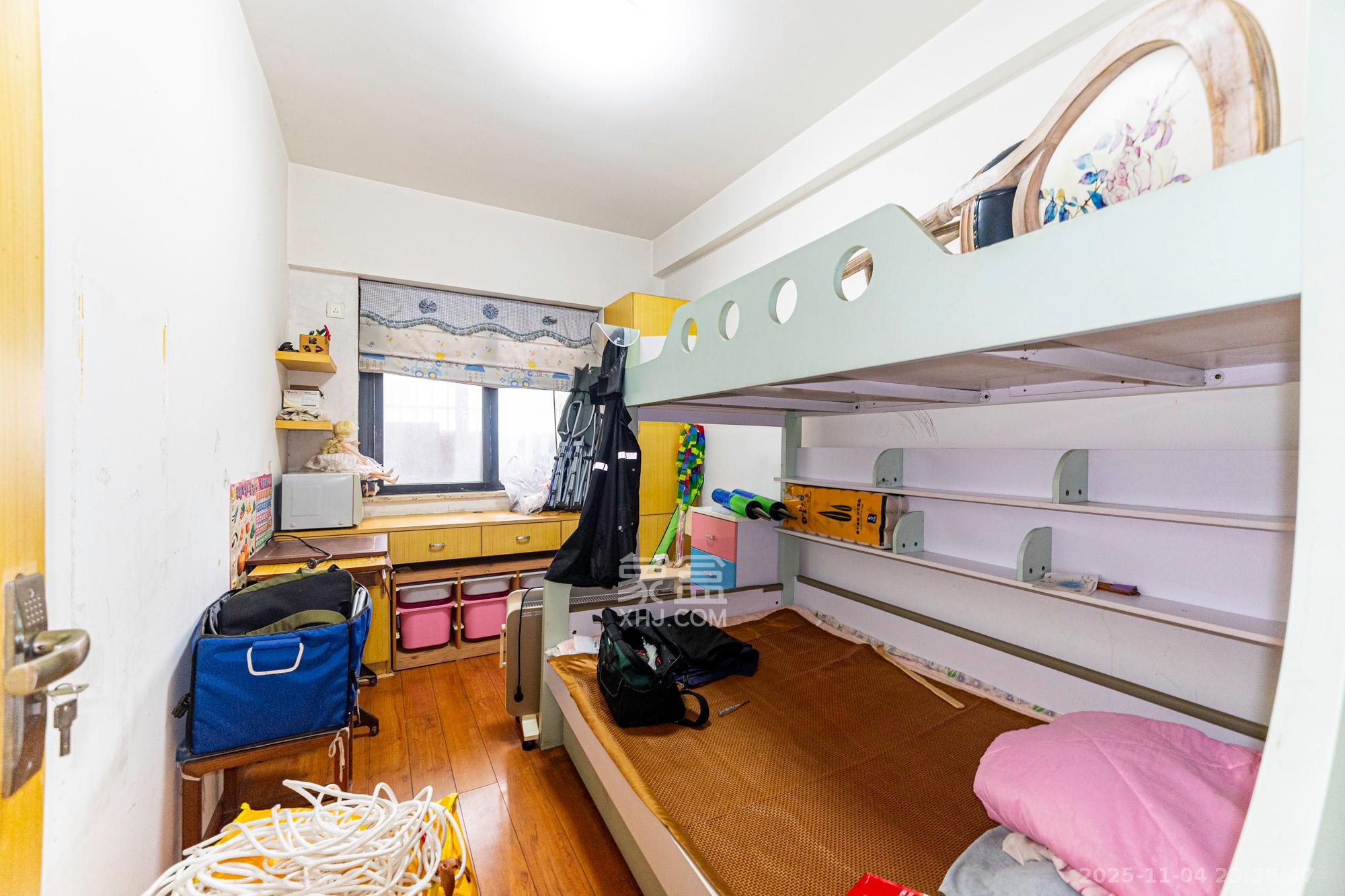 尚都花园城  2室1厅1卫    26.8万卧室