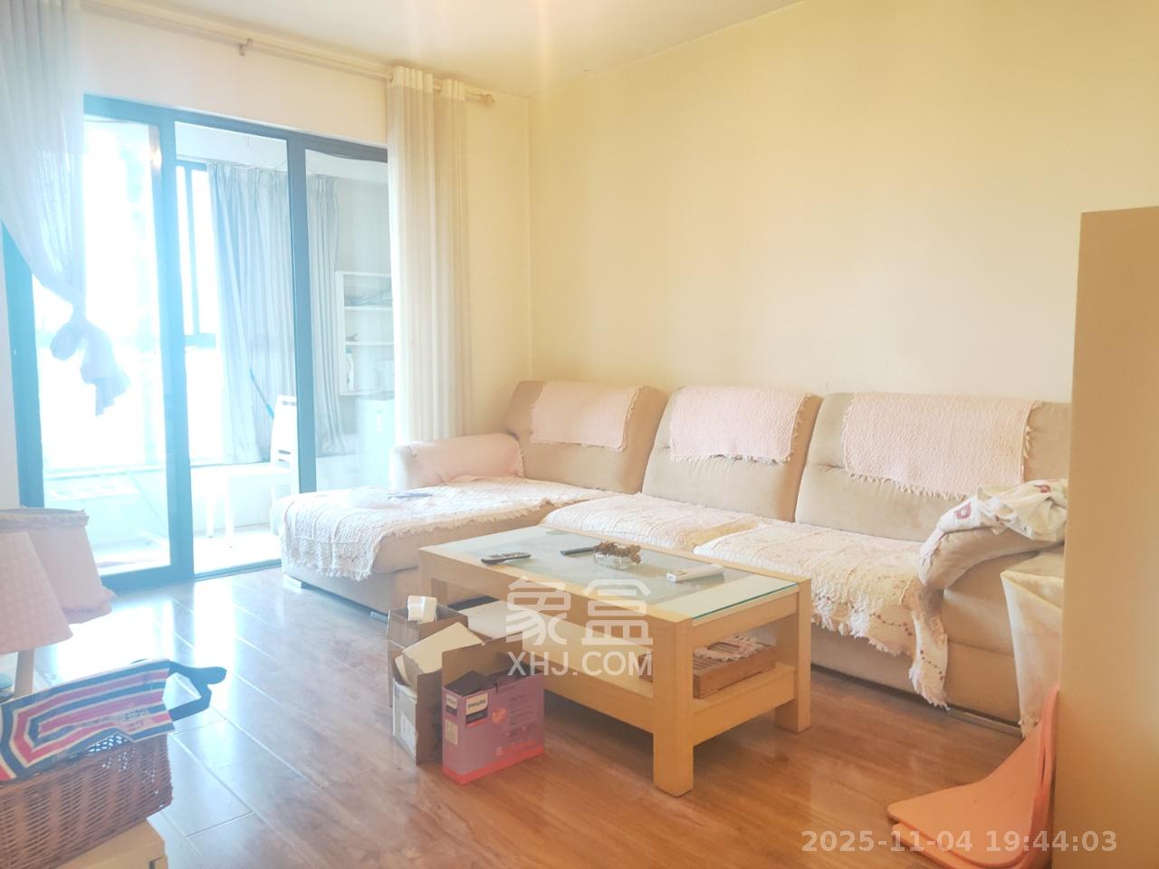 尚城  2室1厅1卫    1700.0元/月室内图