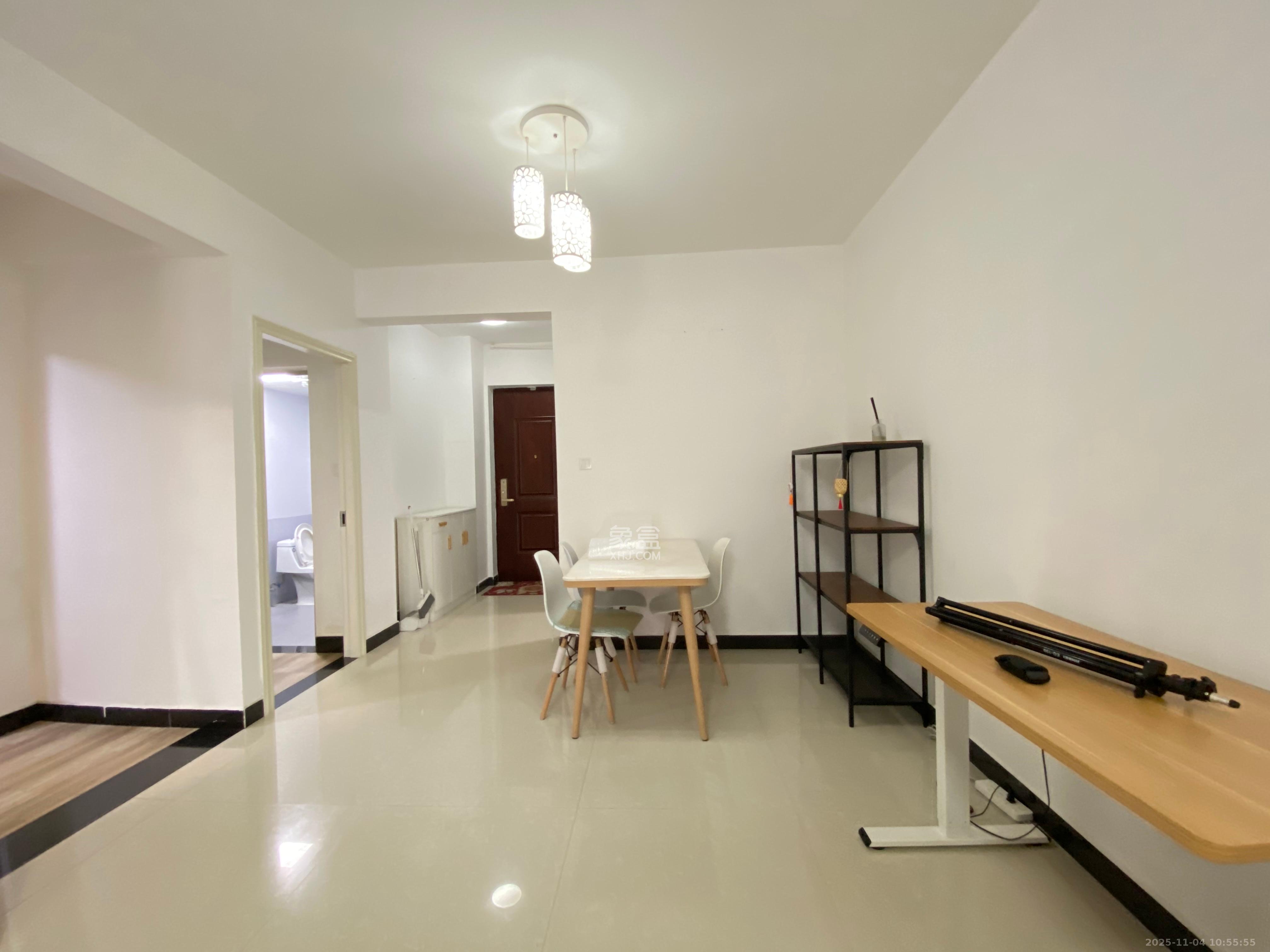 建发中央公园（建发美地）  3室2厅1卫    3500.0元/月室内图