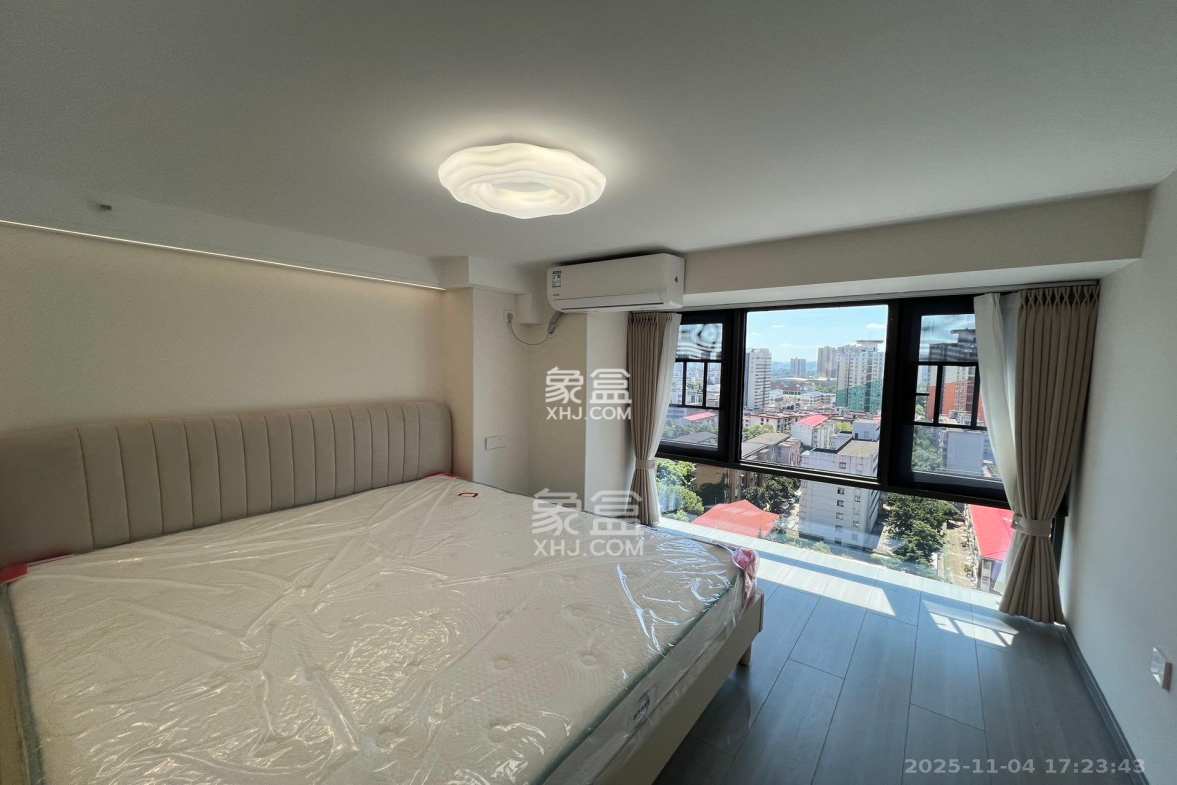 时代MOMA云PARK 2室1厅1卫 3000.0元/月 时代MOMA云PARK 2室1厅1卫 3000.0元/月室内图