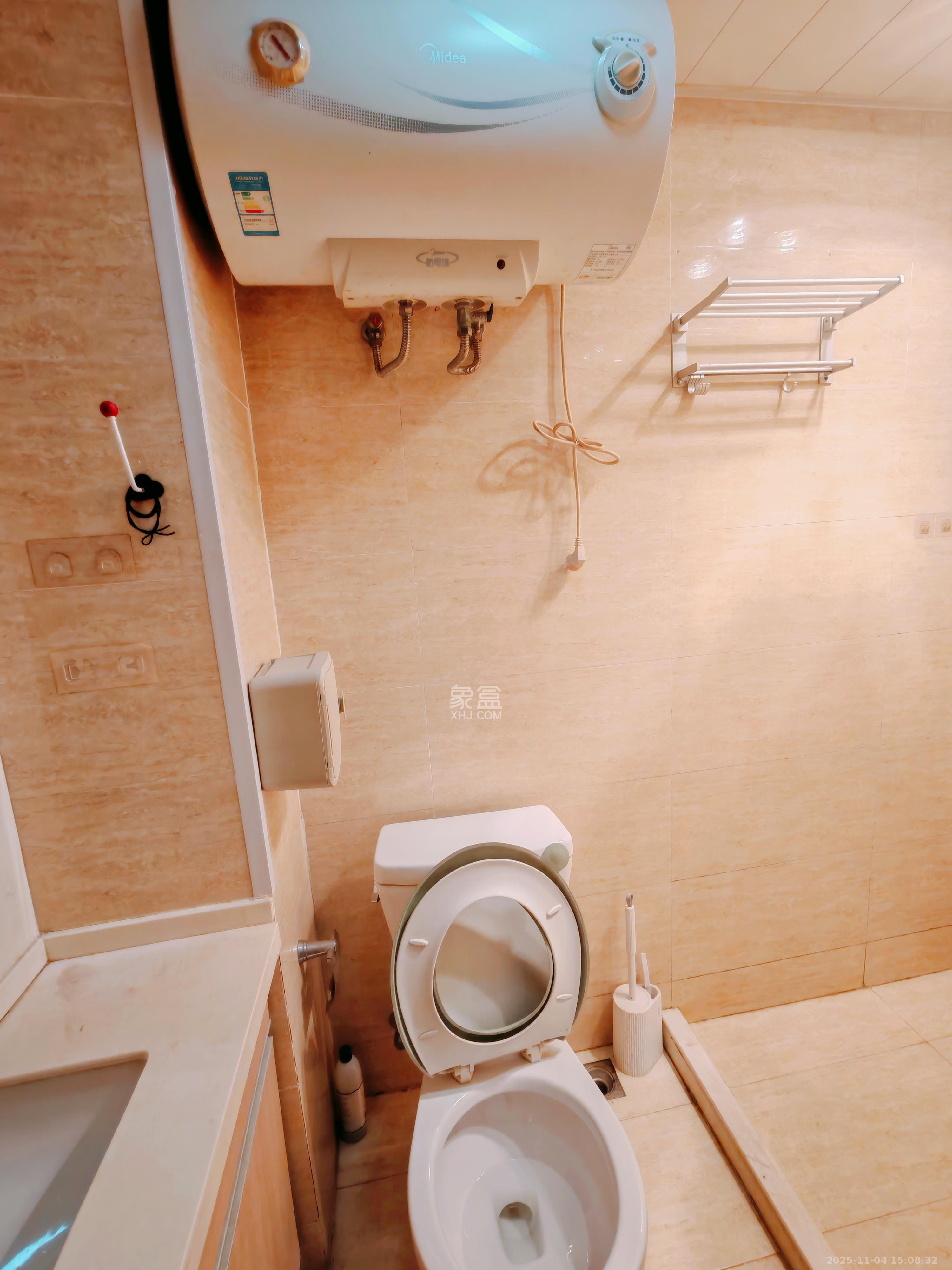 绿地中央广场  1室0厅1卫    1450.0元/月室内图