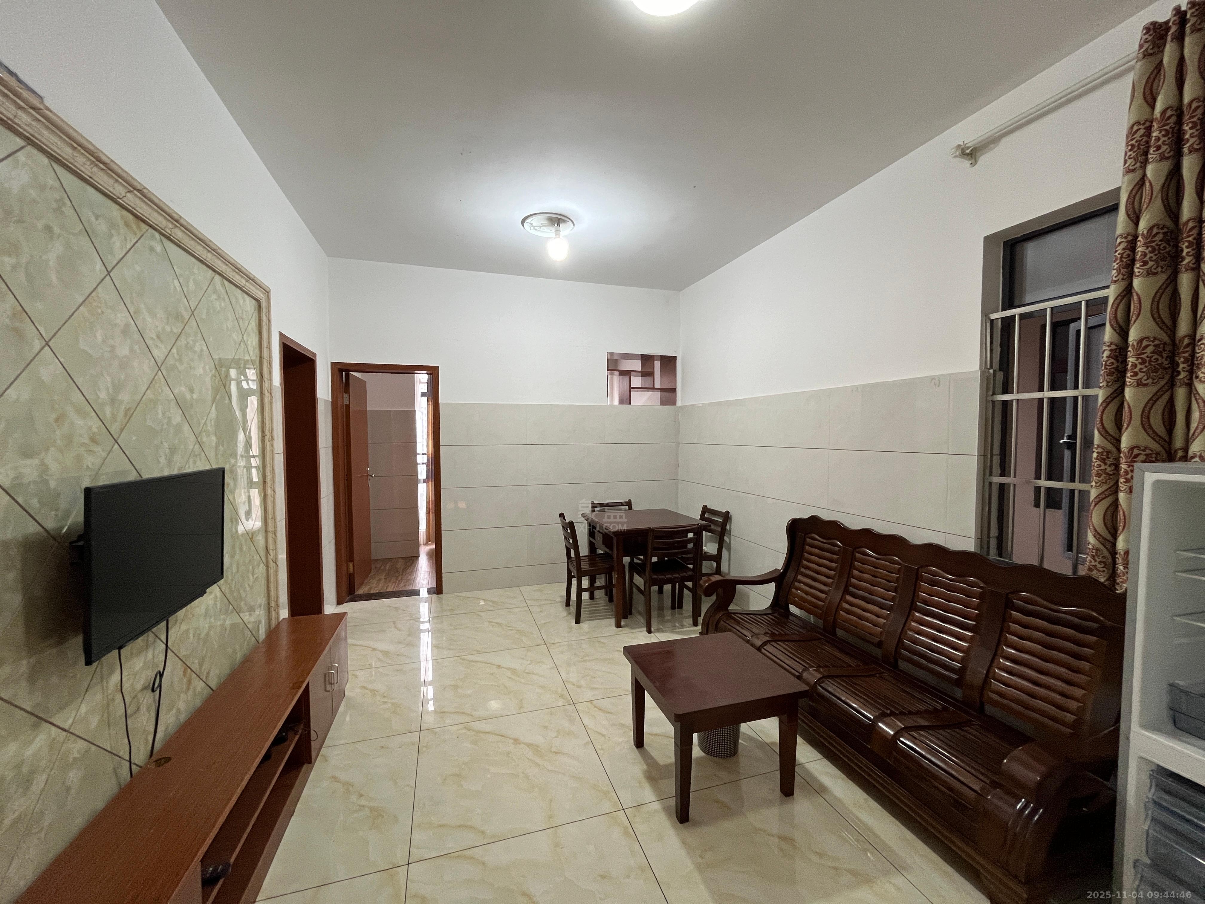 流金岁月-华晨国际  2室1厅1卫    1400.0元/月室内图