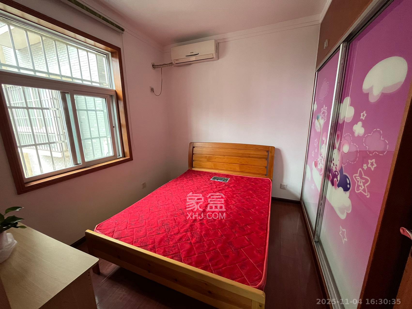 嘉盛华庭(一期、二期、三期) 2室2厅1卫 2290.0元/月 嘉盛华庭(一期、二期、三期) 2室2厅1卫 2290.0元/月室内图