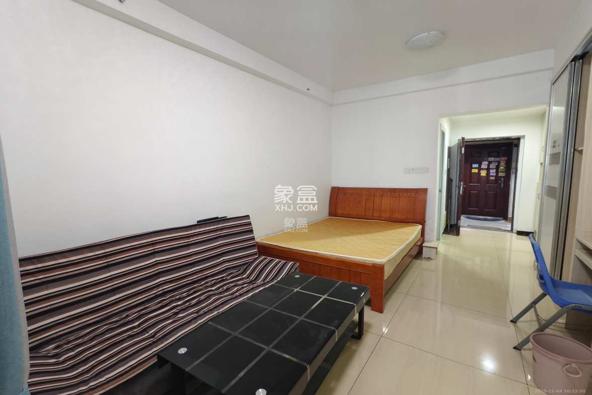 海德公园 1室1厅1卫 1200.0元/月 海德公园 1室1厅1卫 1200.0元/月室内图