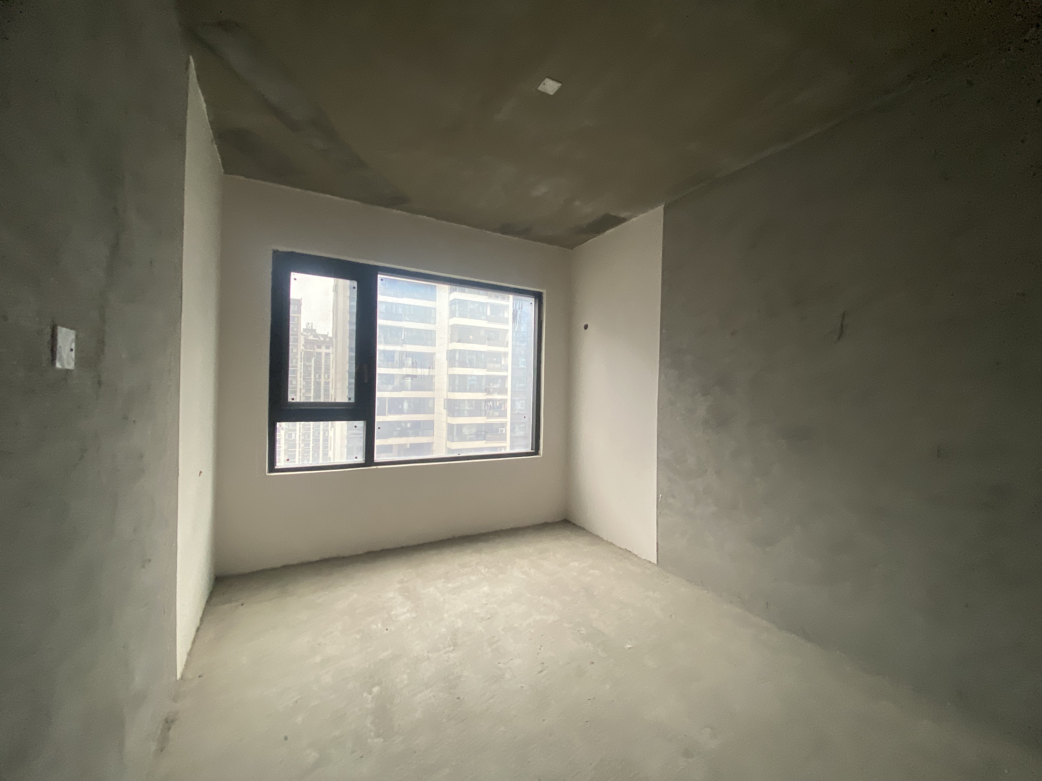 汇方雁归来  3室2厅2卫    80.8万客厅