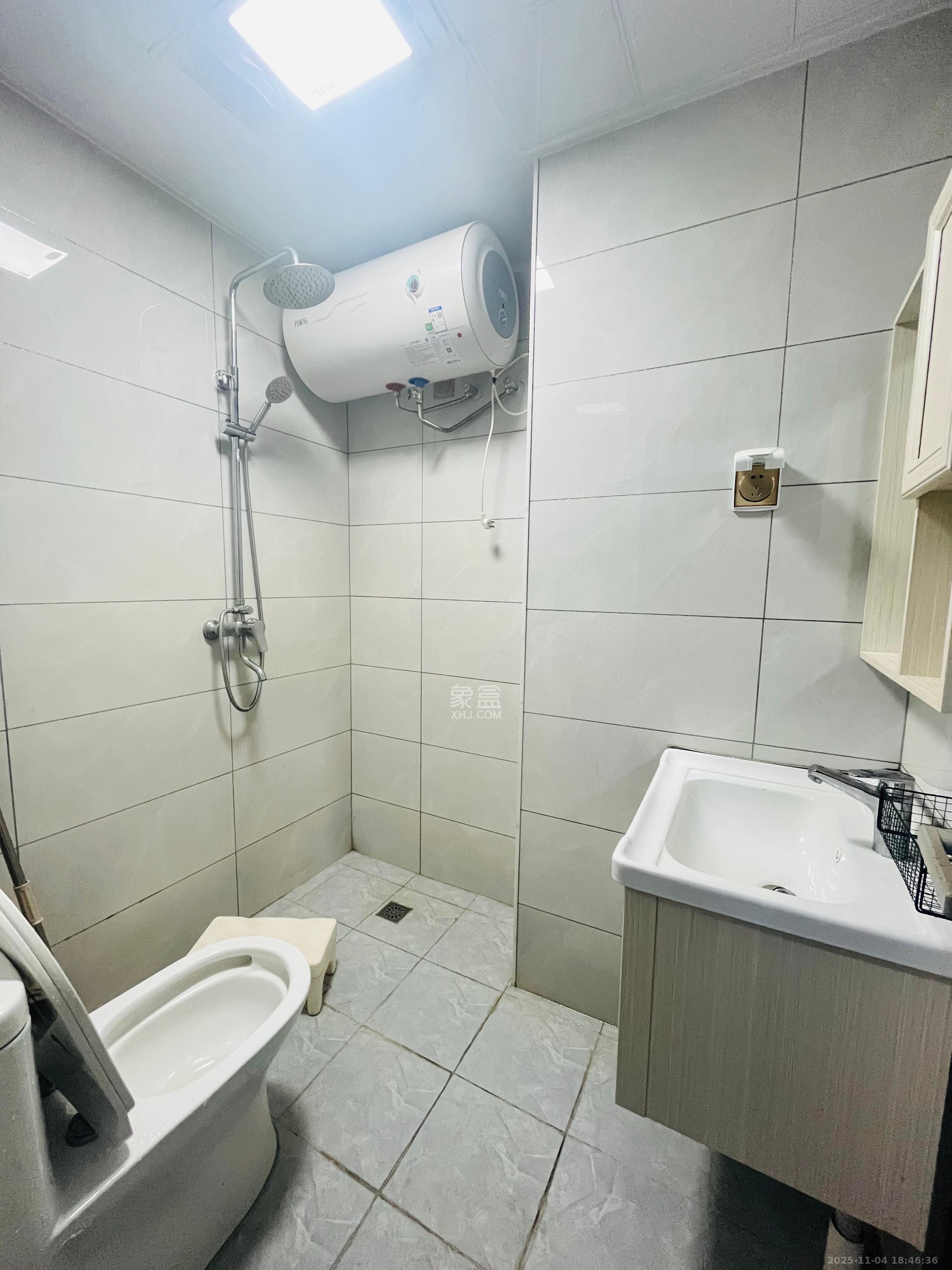 上林紫郡（锦顺和园）  1室1厅1卫    1600.0元/月室内图