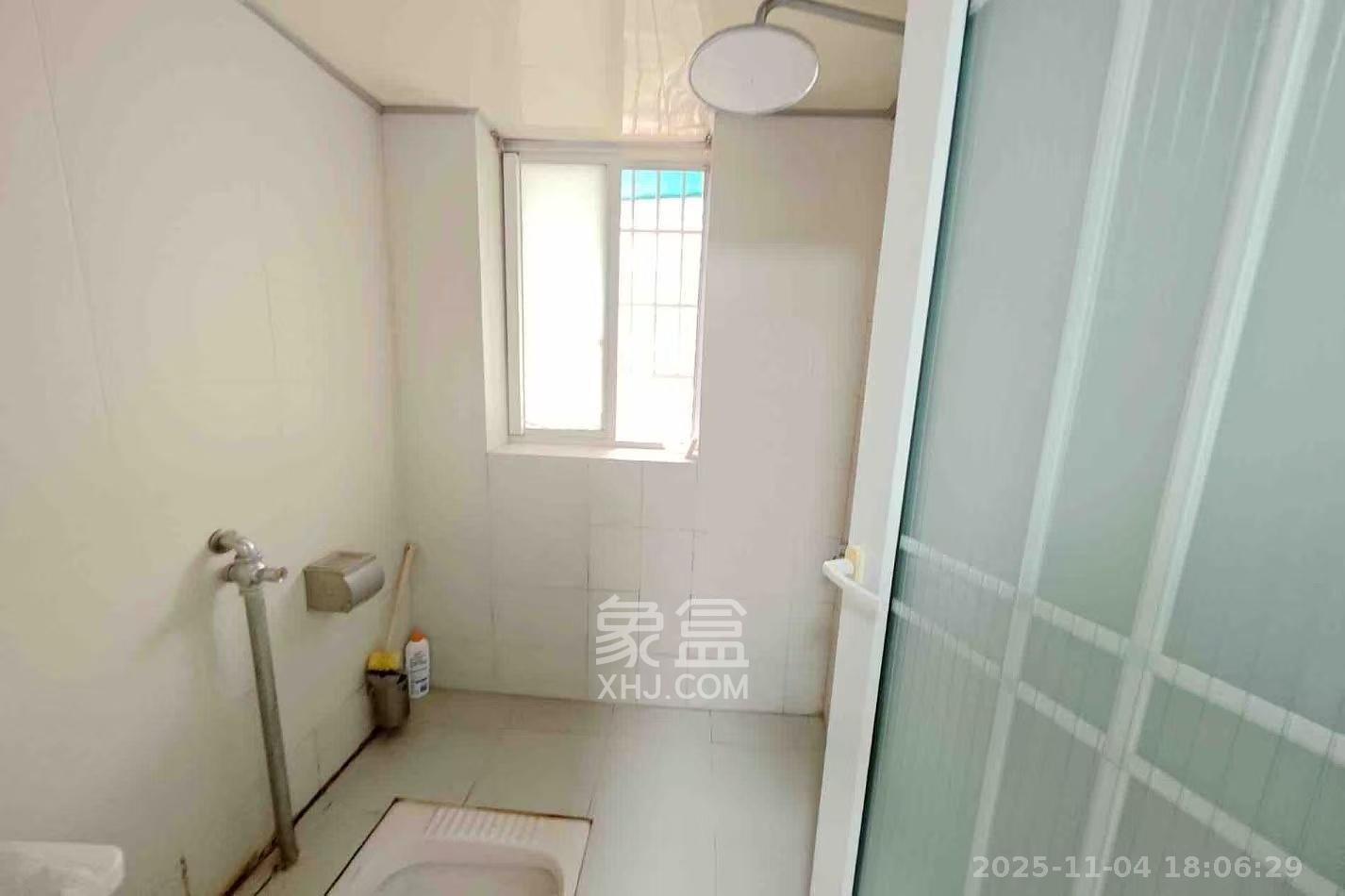 福乐康城  3室2厅2卫    2300.0元/月室内图