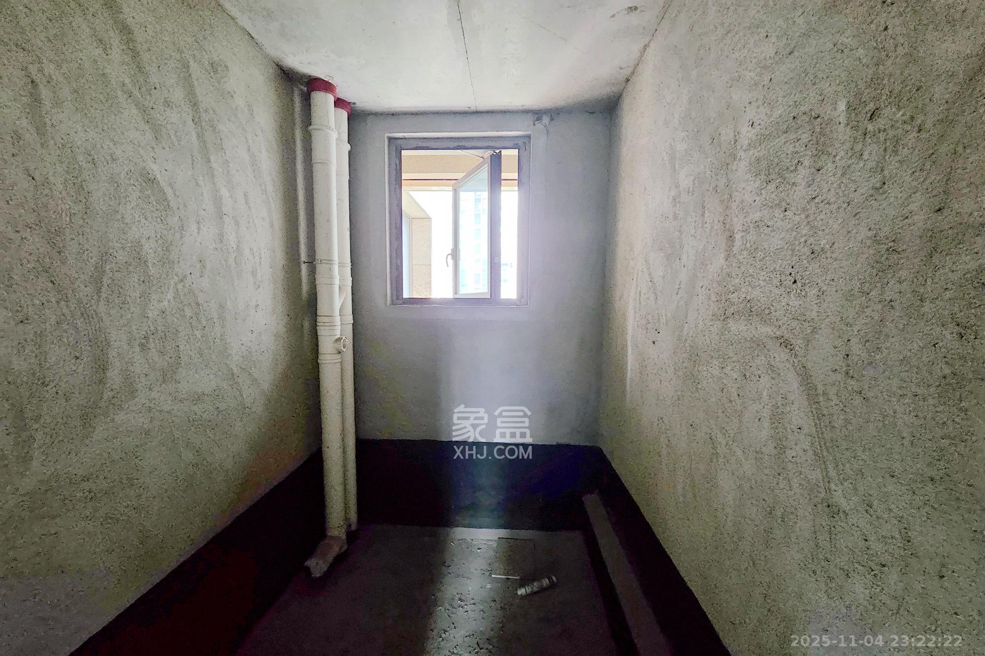 明昇壹城（明昇时代广场）二期  3室2厅2卫    168.0万其他