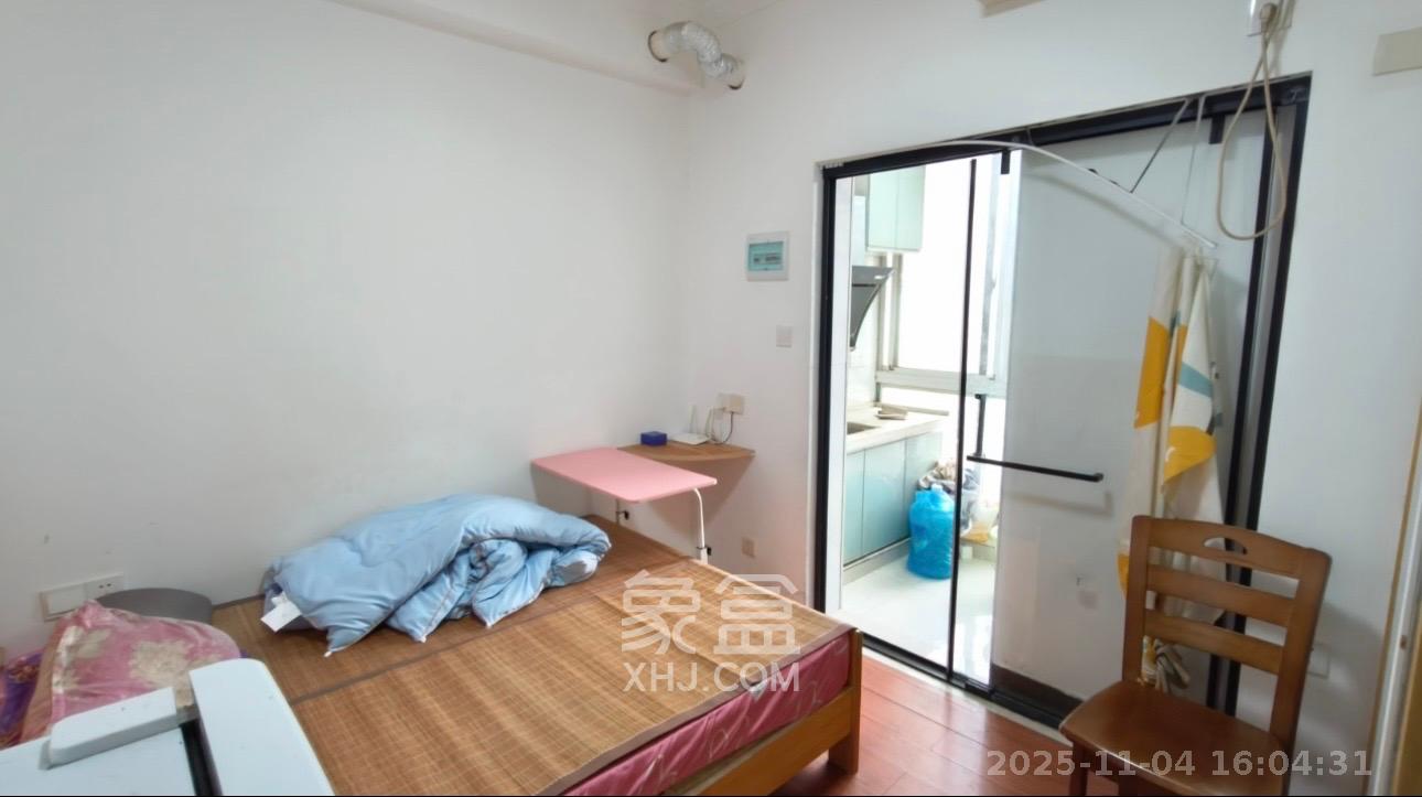 中房F联邦  1室1厅1卫    1000.0元/月室内图