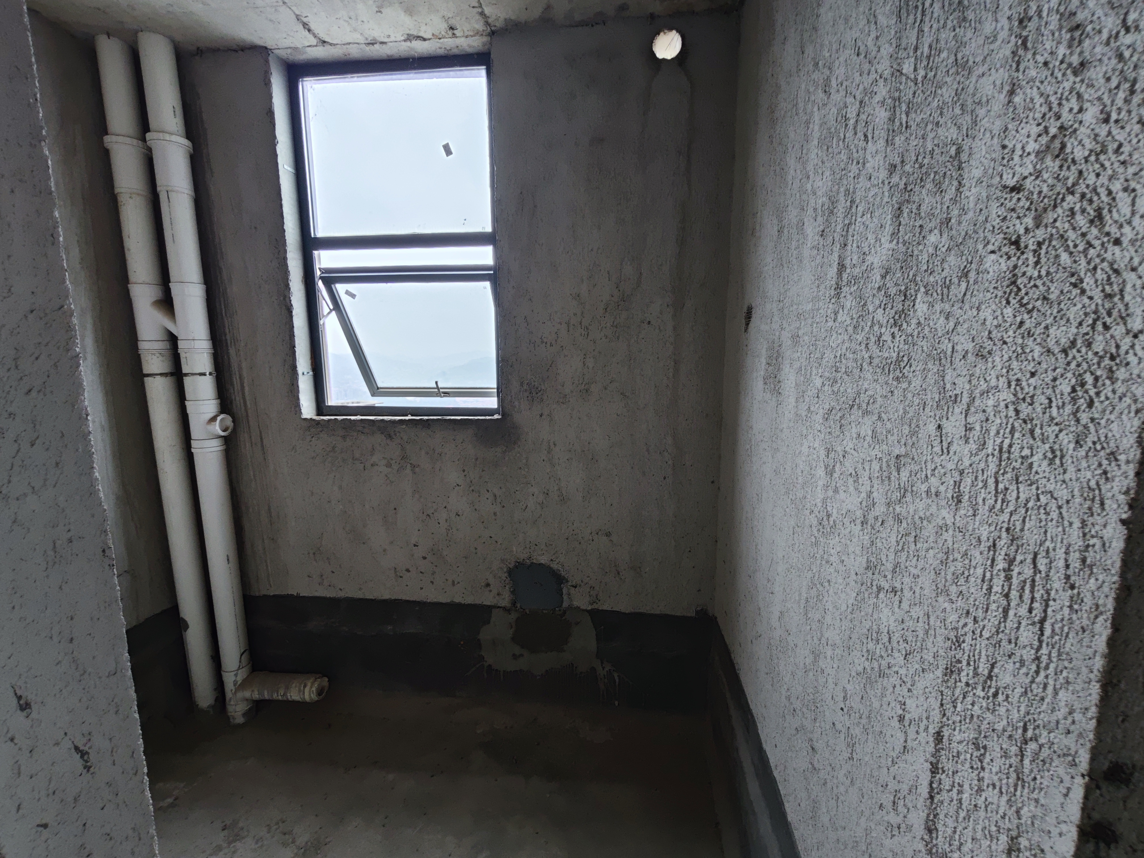 德桂园书香苑 4室2厅2卫 58.8万 德桂园书香苑 4室2厅2卫 58.8万客厅