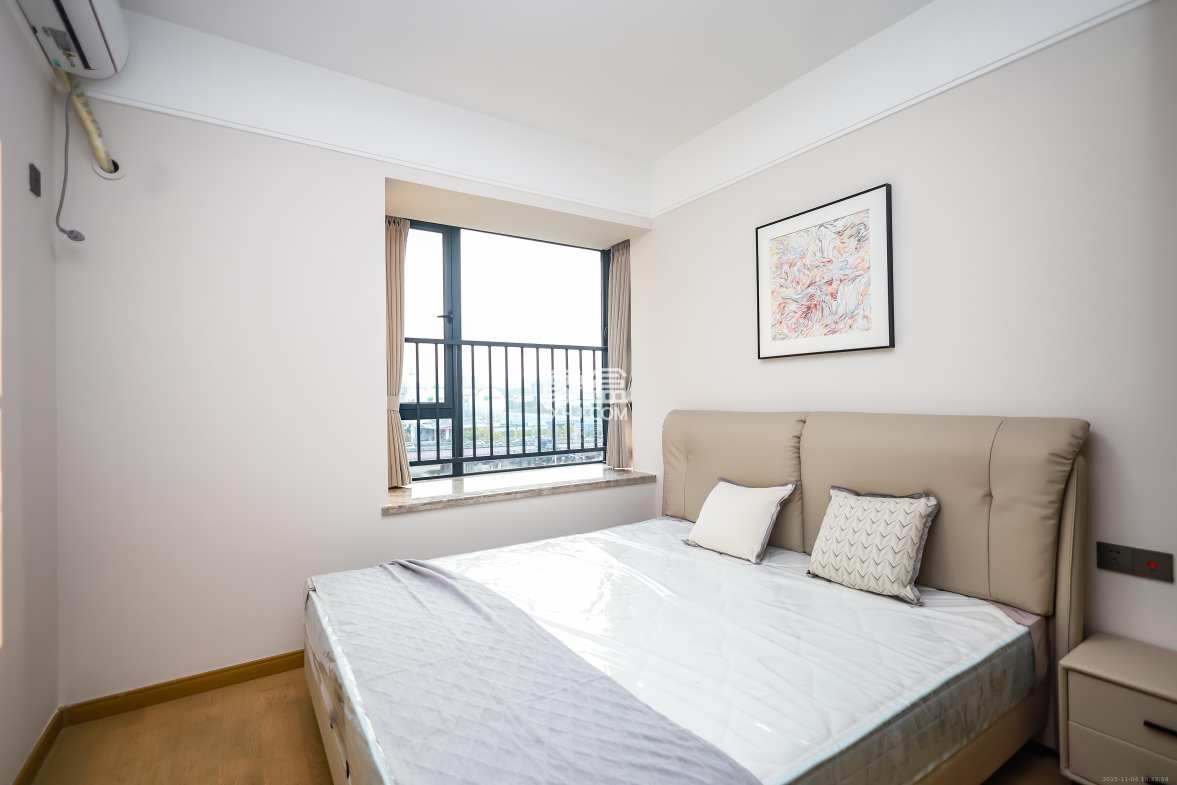 长房云西府一期 3室2厅1卫 92.8万 长房云西府一期 3室2厅1卫 92.8万卧室