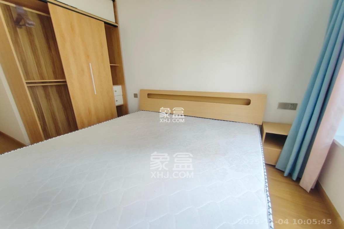 阳光城尚东湾青柠园 3室2厅1卫 2300.0元/月 阳光城尚东湾青柠园 3室2厅1卫 2300.0元/月室内图