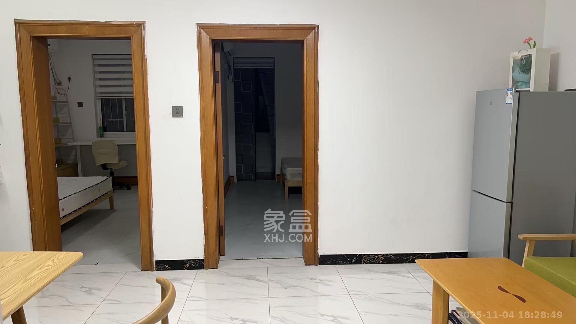 湖南日报宿舍  2室1厅1卫    2500.0元/月室内图