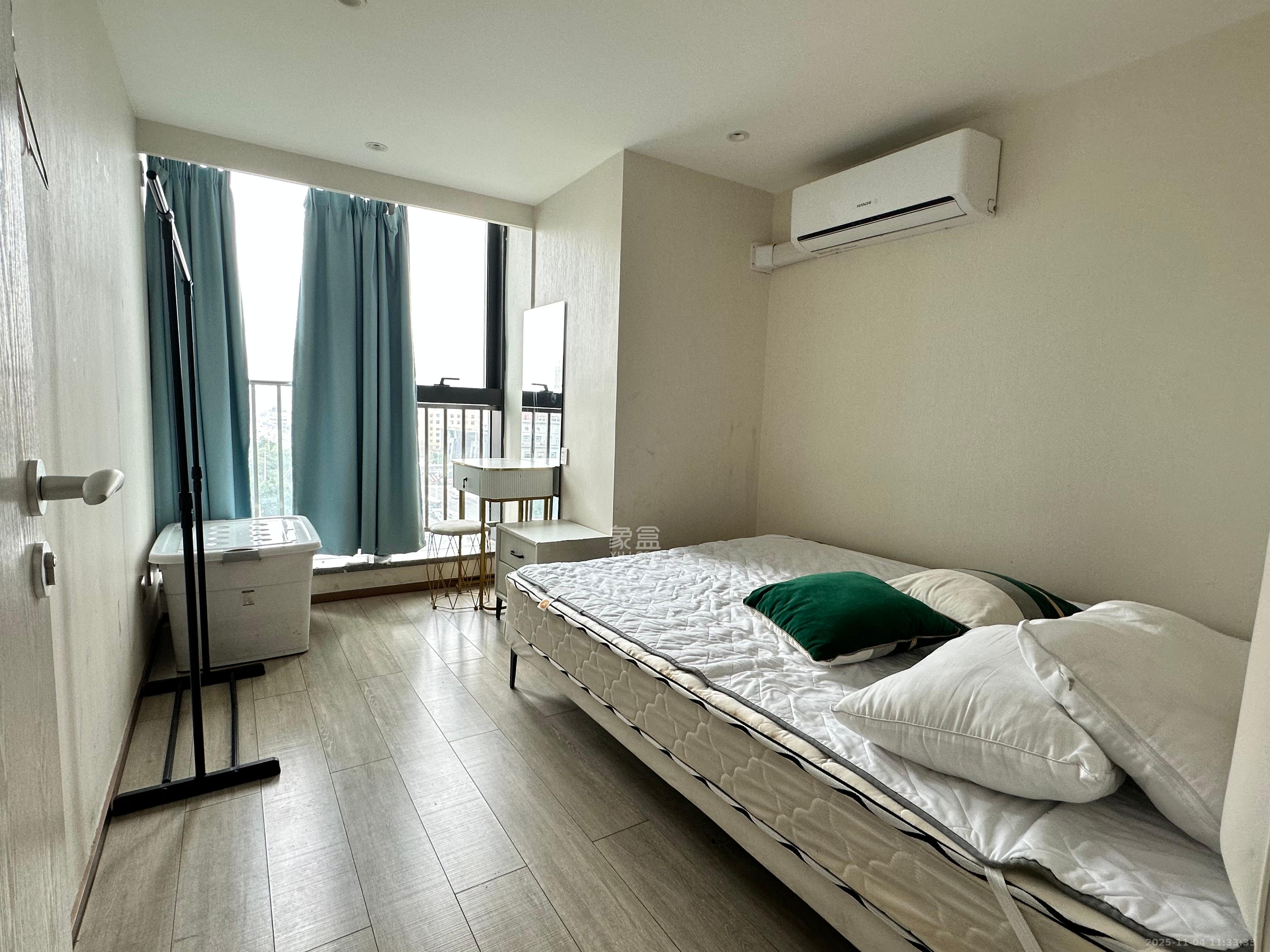 华远华时代  3室1厅1卫    3700.0元/月室内图