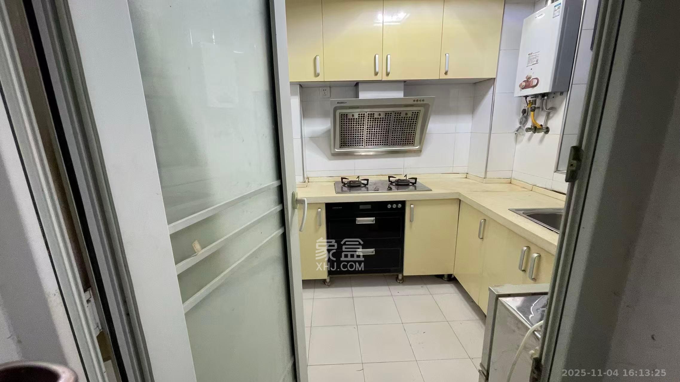 香雨一品 3室2厅1卫 1900.0元/月 香雨一品 3室2厅1卫 1900.0元/月室内图