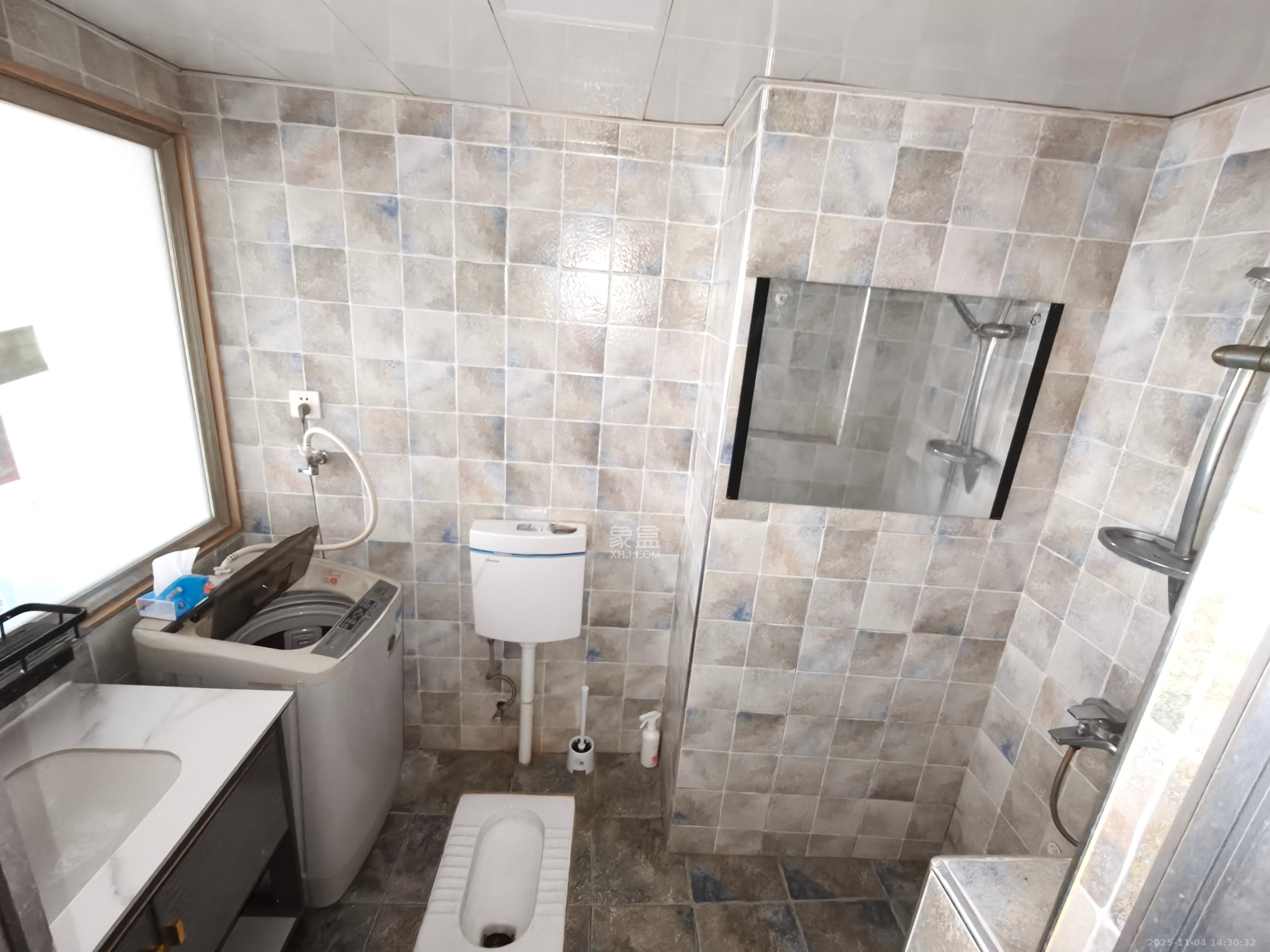 新长海广场 1室1厅1卫 1000.0元/月 新长海广场 1室1厅1卫 1000.0元/月室内图