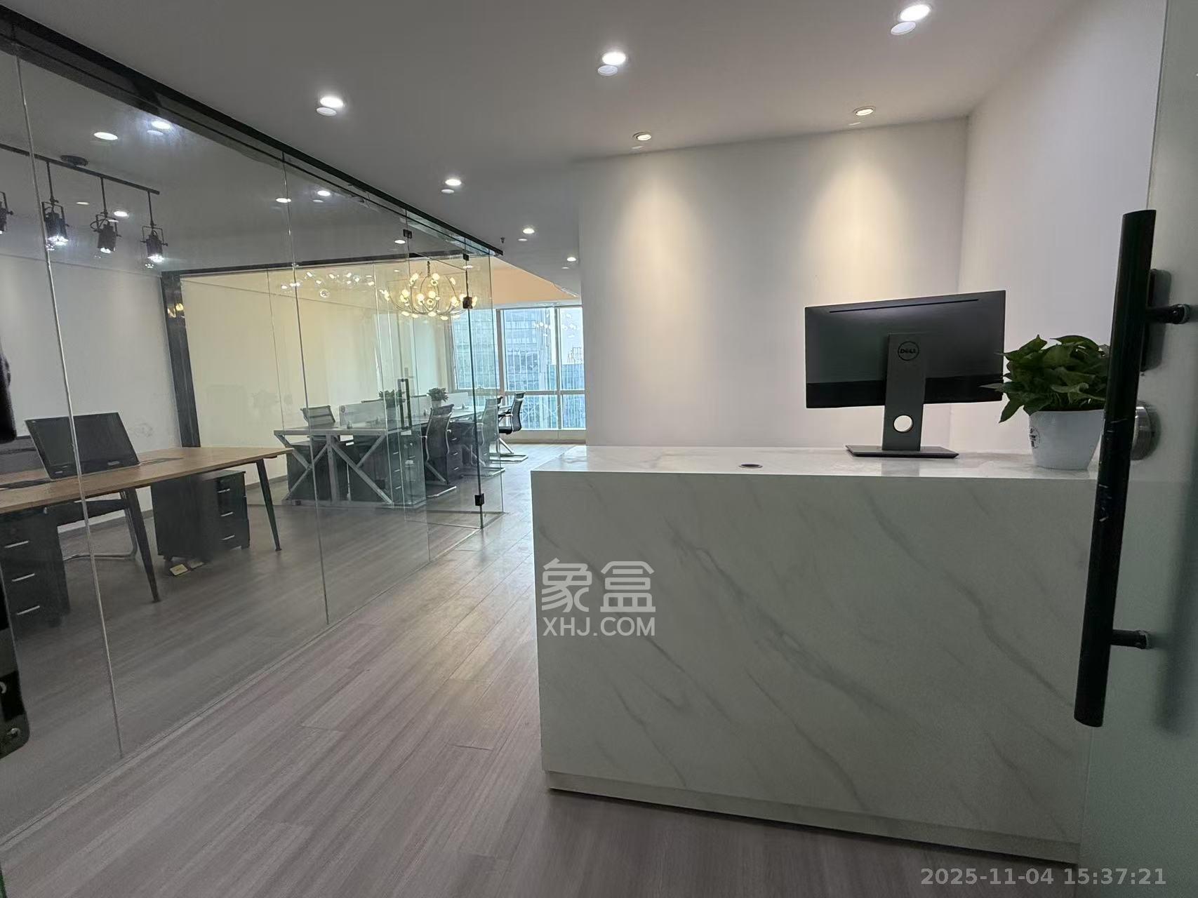 德思勤城市广场(宝格丽公寓) 3室1厅1卫 4500.0元/月 德思勤城市广场(宝格丽公寓) 3室1厅1卫 4500.0元/月室内图