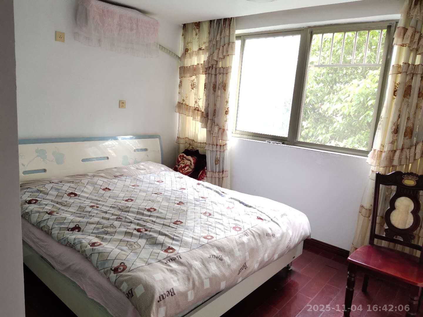 麓谷沐春园 2室2厅1卫 1400.0元/月 麓谷沐春园 2室2厅1卫 1400.0元/月室内图