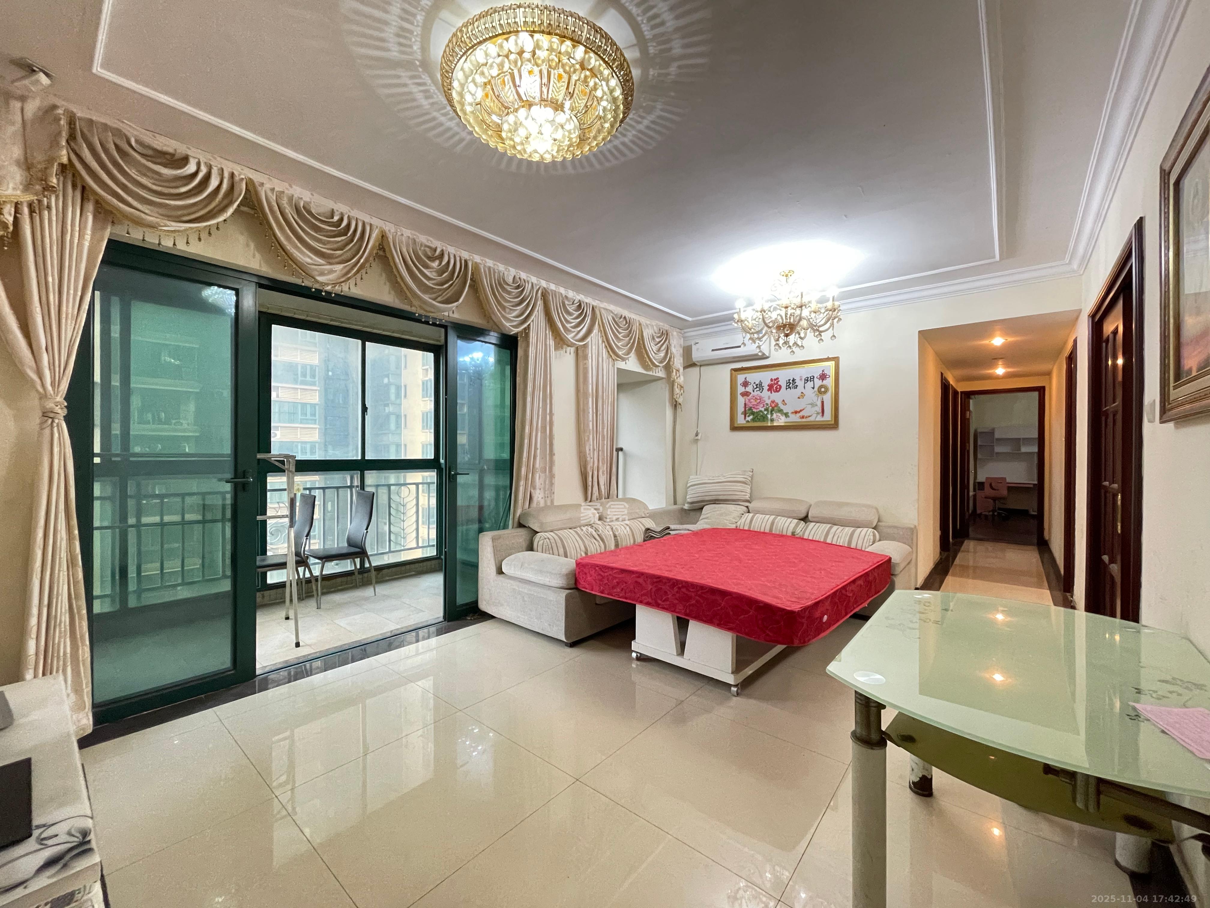 恒大名都  3室2厅2卫    1600.0元/月