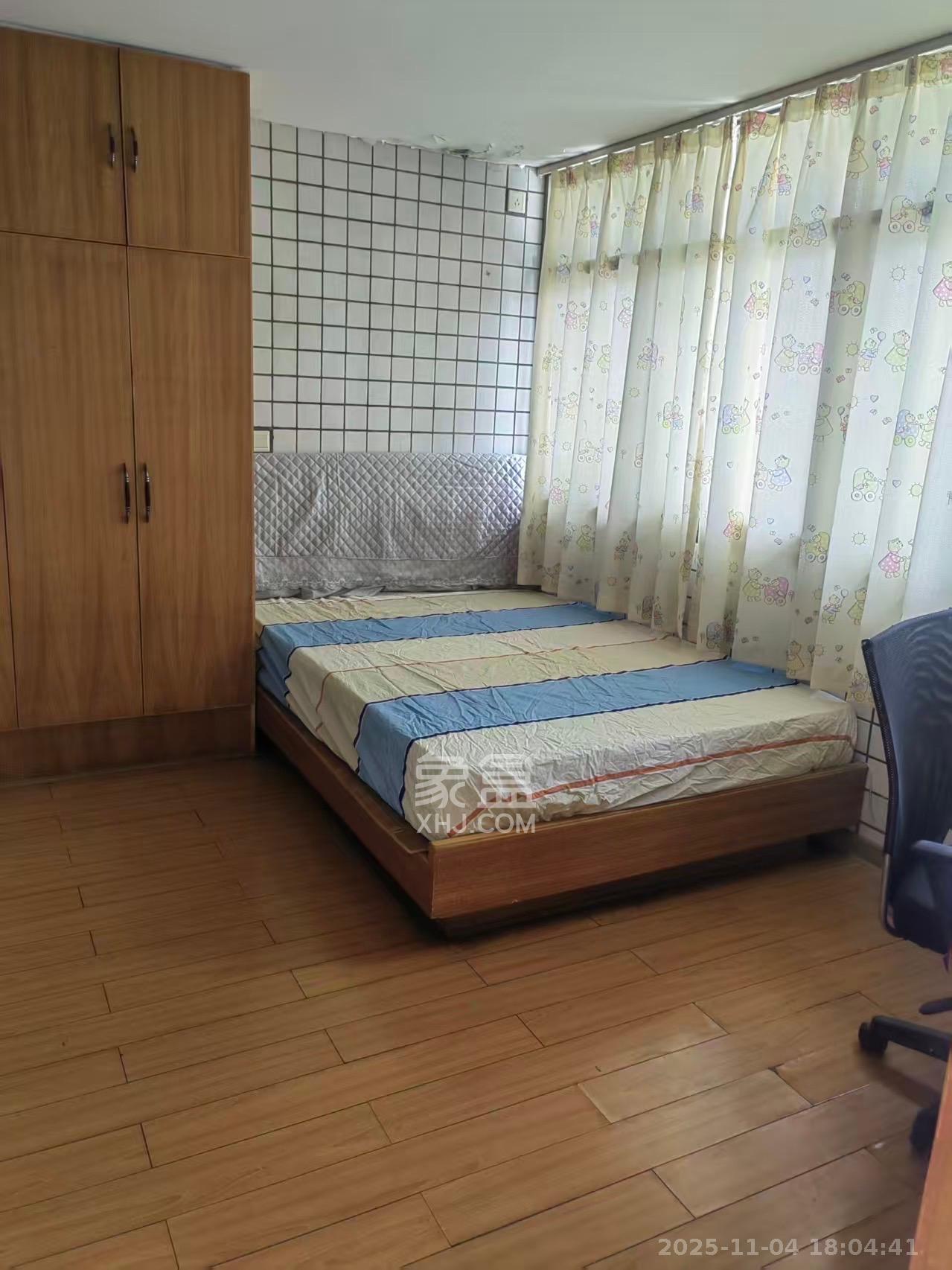 南锦家园  3室1厅1卫    1800.0元/月室内图