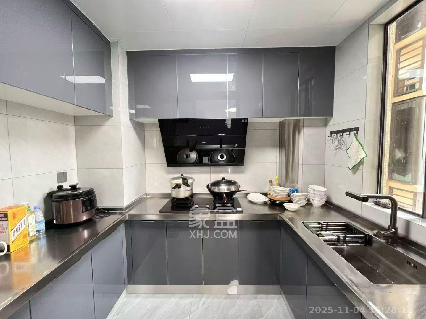 兴威帕克水岸 1室1厅1卫 1600.0元/月 兴威帕克水岸 1室1厅1卫 1600.0元/月室内图