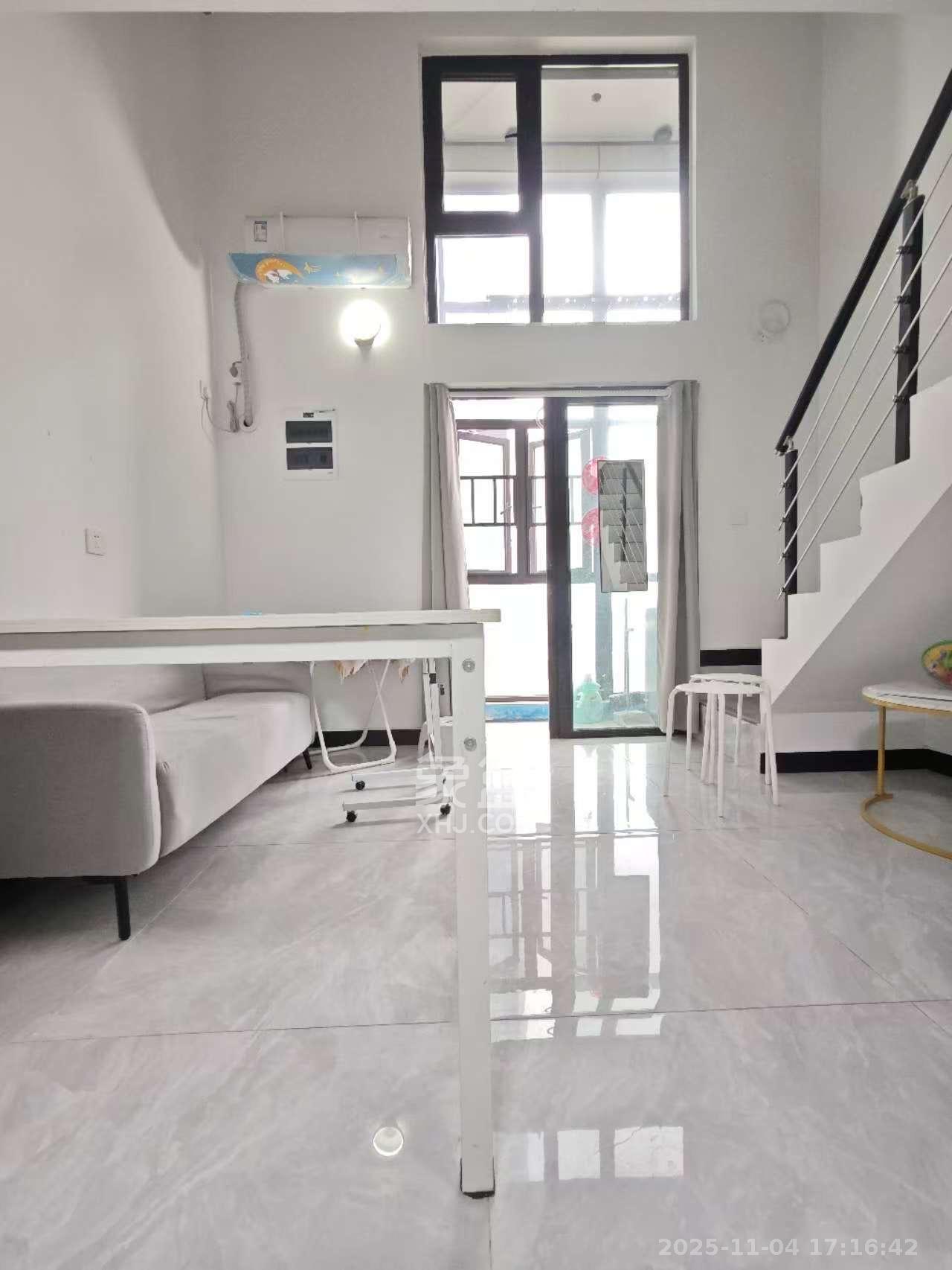 万科金色梦想B区 1室1厅1卫 1700.0元/月 万科金色梦想B区 1室1厅1卫 1700.0元/月室内图