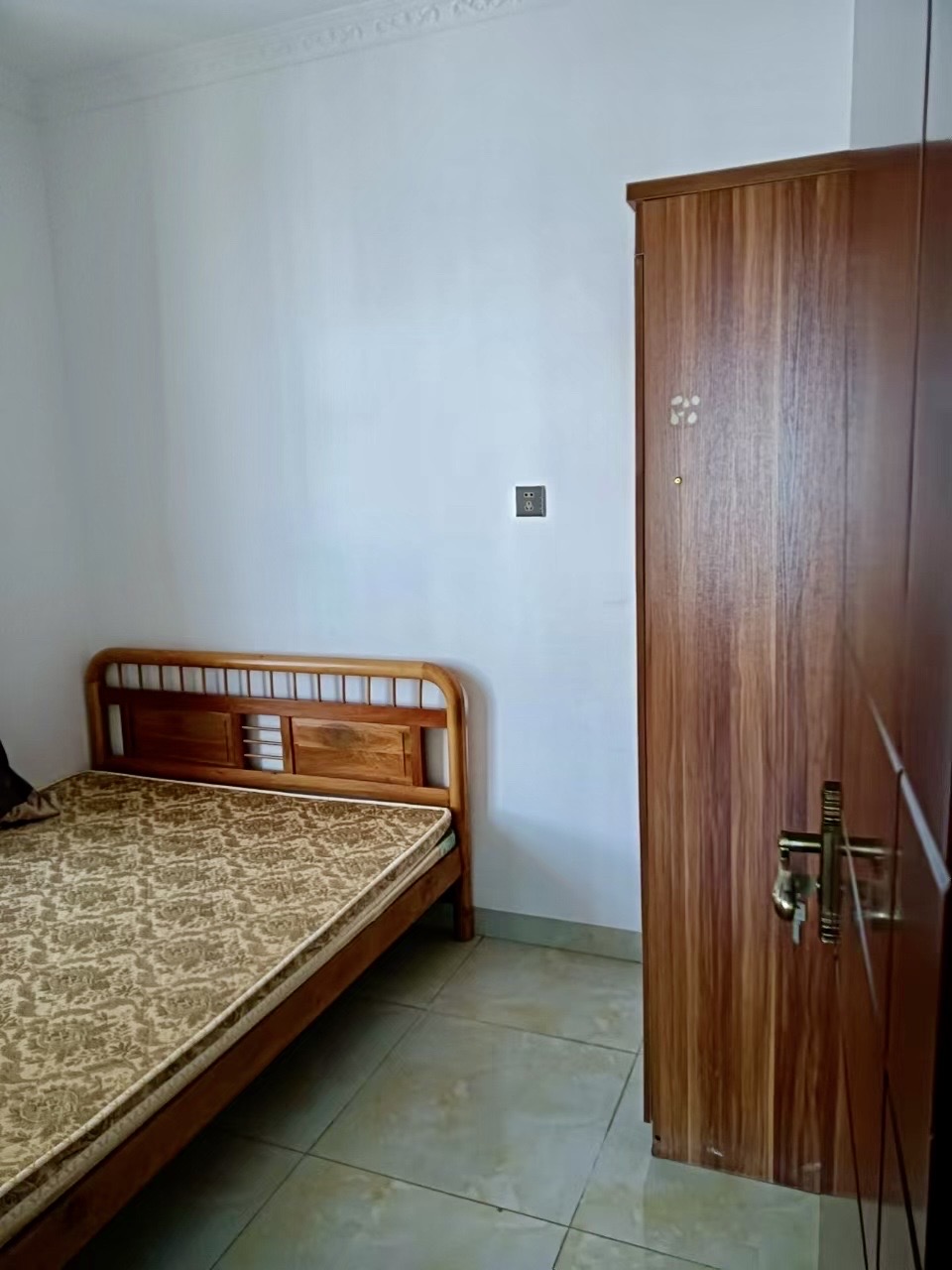 盛贤景都 2室2厅1卫 2300.0元/月 盛贤景都 2室2厅1卫 2300.0元/月室内图