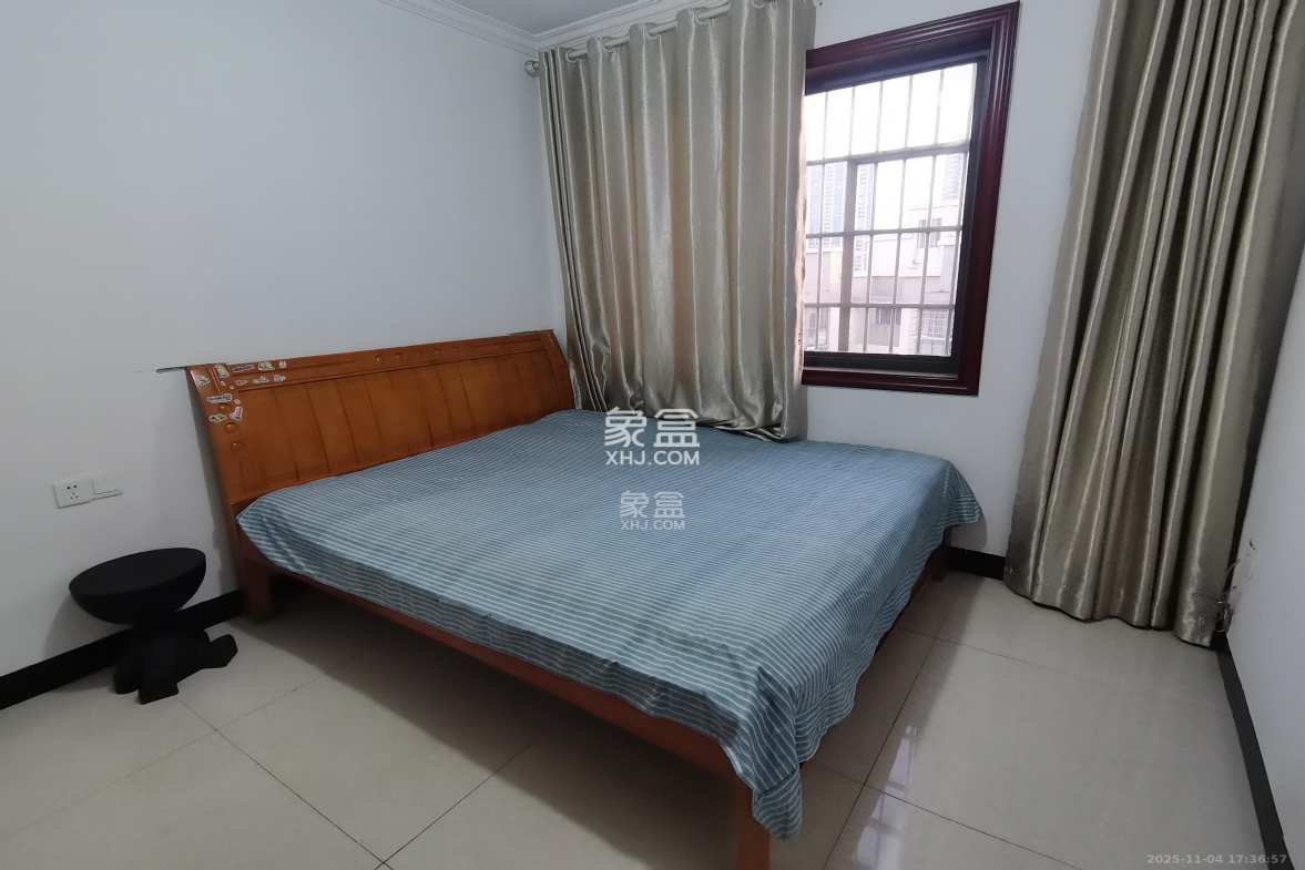 星城新宇莲景苑 2室1厅1卫 2100.0元/月 星城新宇莲景苑 2室1厅1卫 2100.0元/月室内图