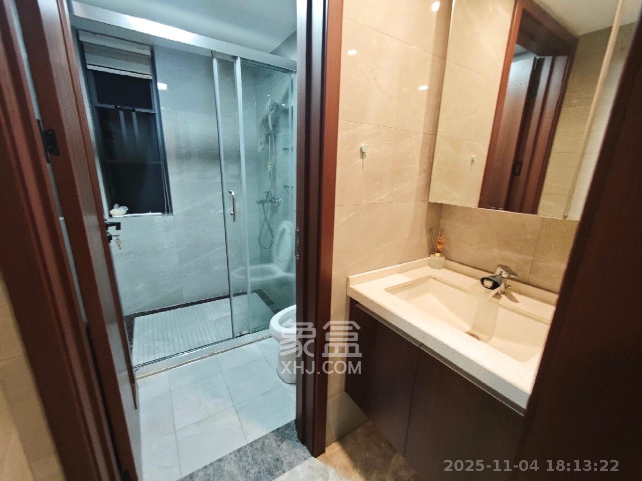 绿地长沙城际空间站(绿地新里佳苑) 3室2厅2卫 3600.0元/月 绿地长沙城际空间站(绿地新里佳苑) 3室2厅2卫 3600.0元/月室内图