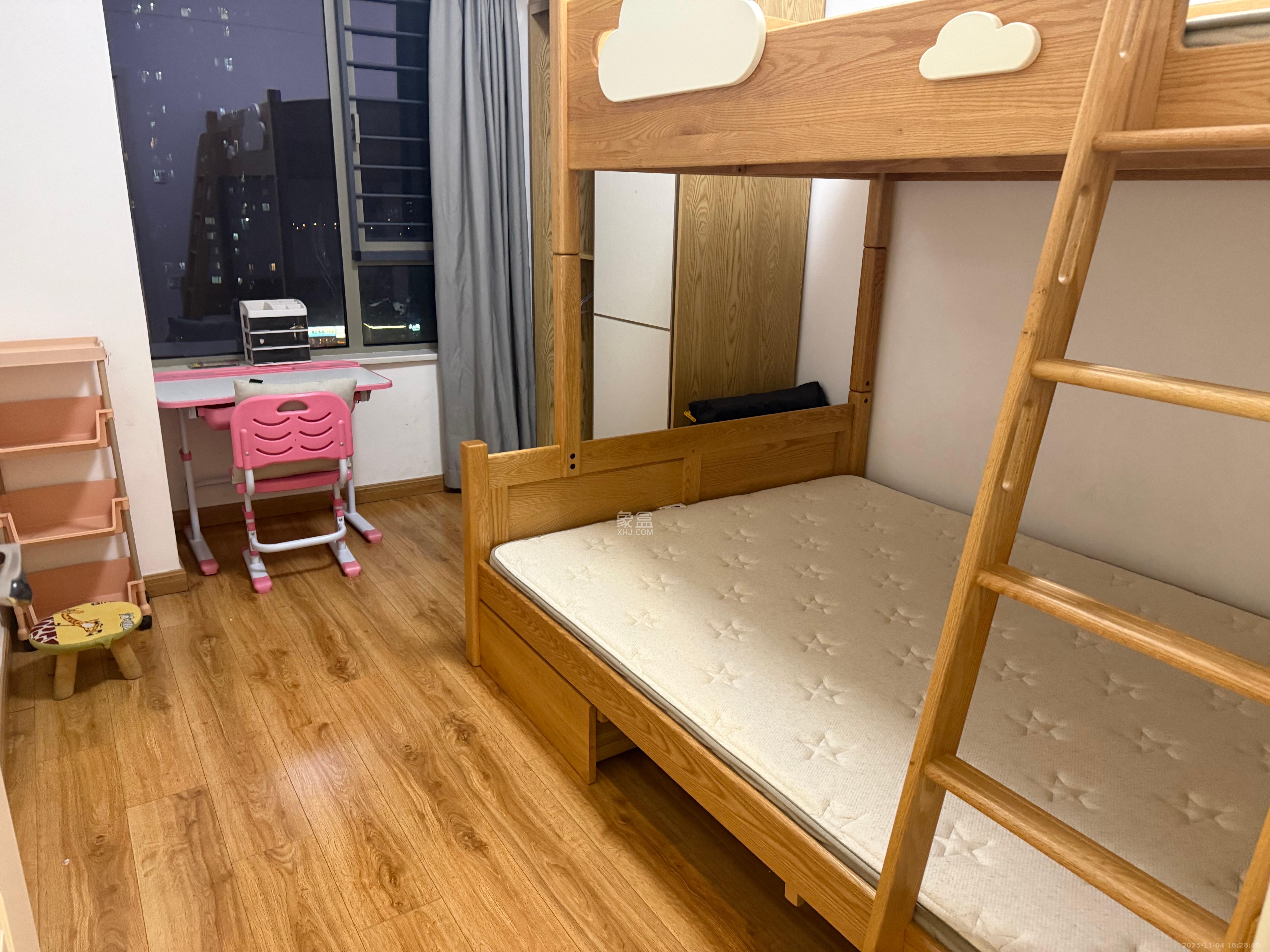 梅溪湖金茂悦（金悦雅苑）  3室2厅1卫    3200.0元/月室内图