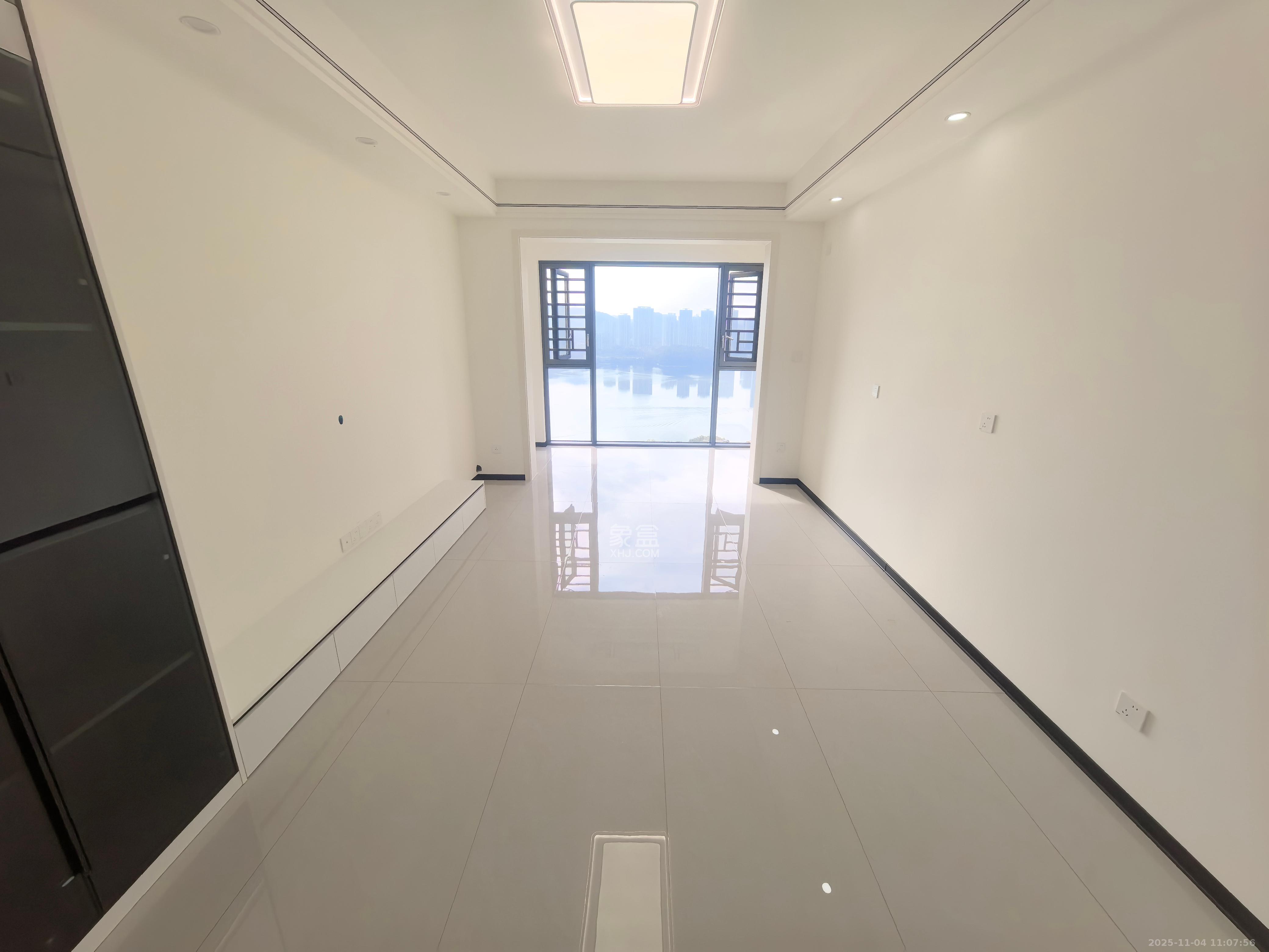 中建梅溪湖中心  3室1厅1卫    3500.0元/月