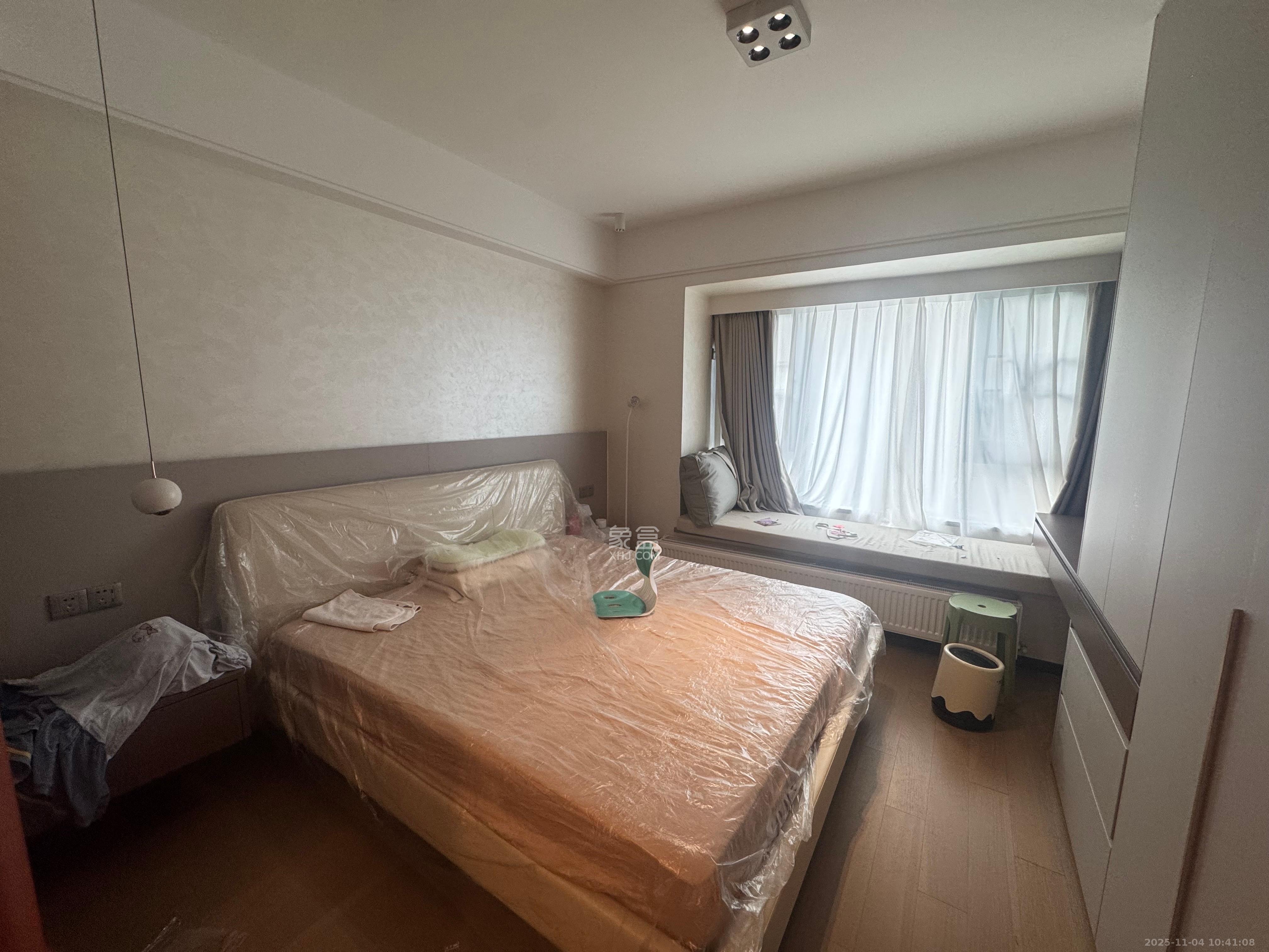 中海阅溪府  4室1厅2卫    6000.0元/月室内图