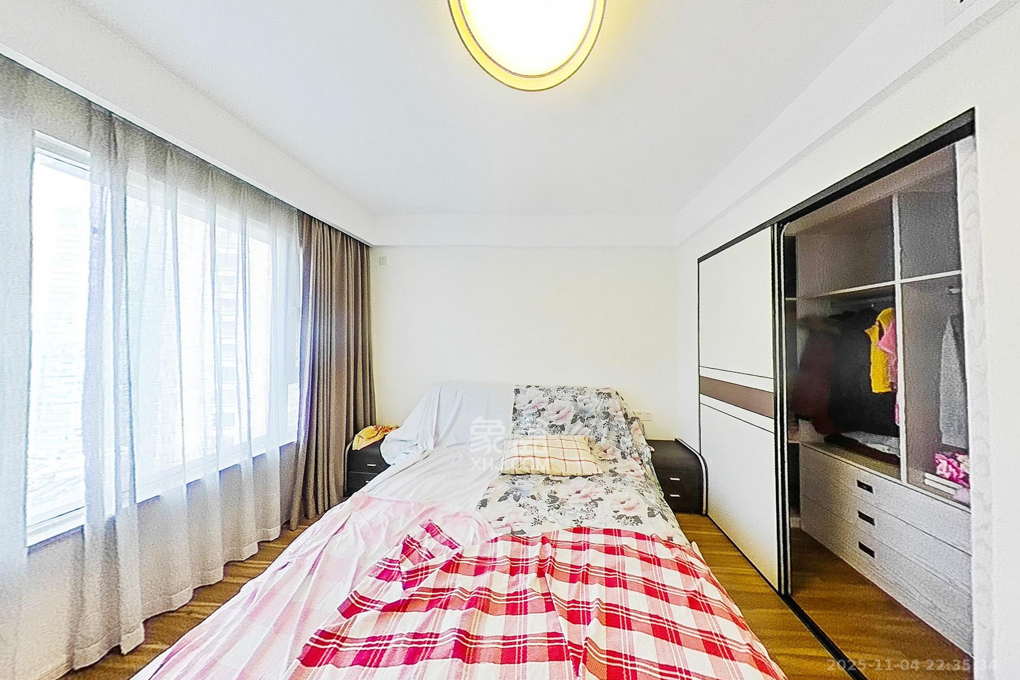 北辰三角洲D2区  4室2厅1卫    185.0万卧室