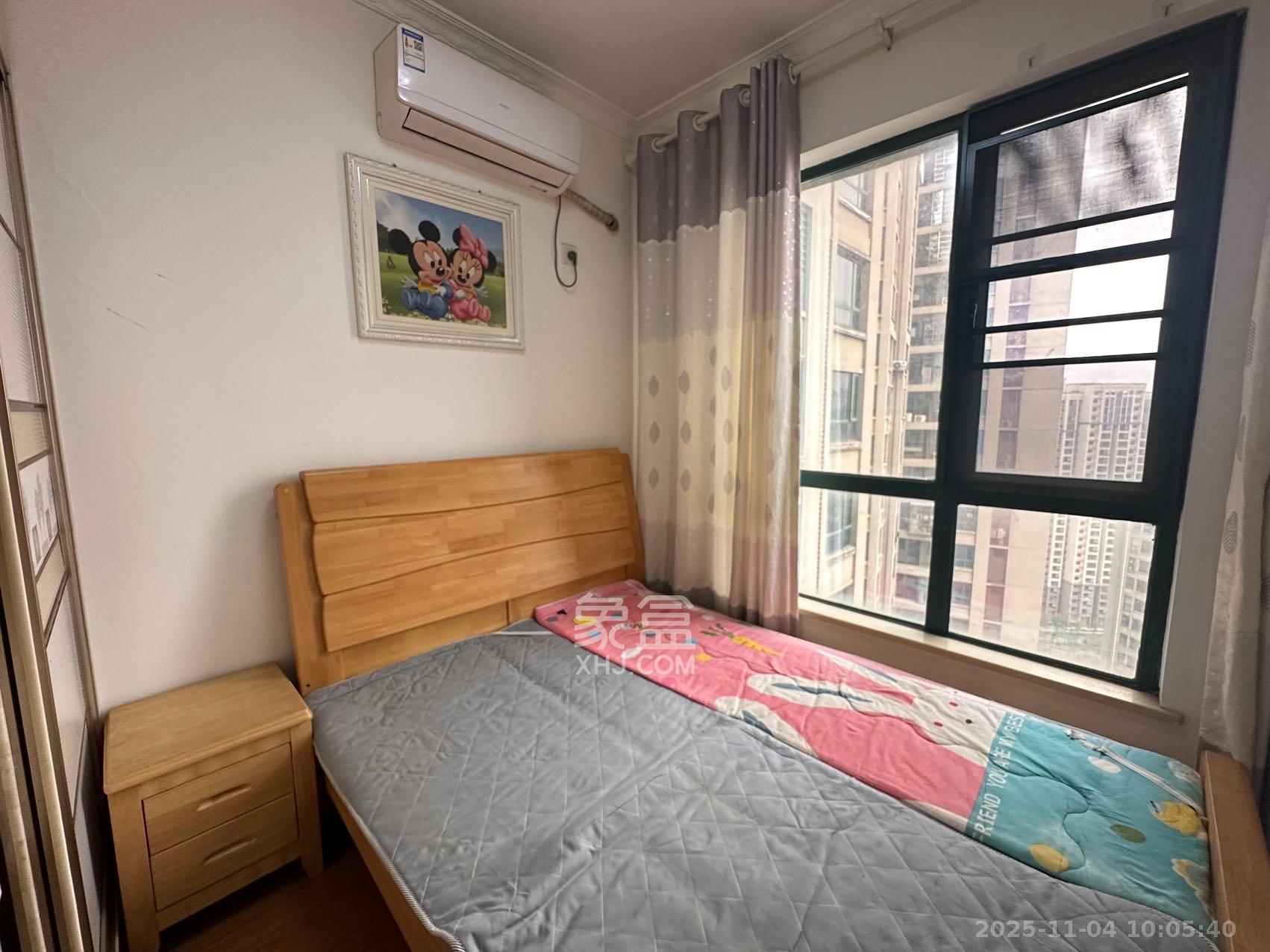 维一星城原山苑  3室2厅1卫    2300.0元/月室内图