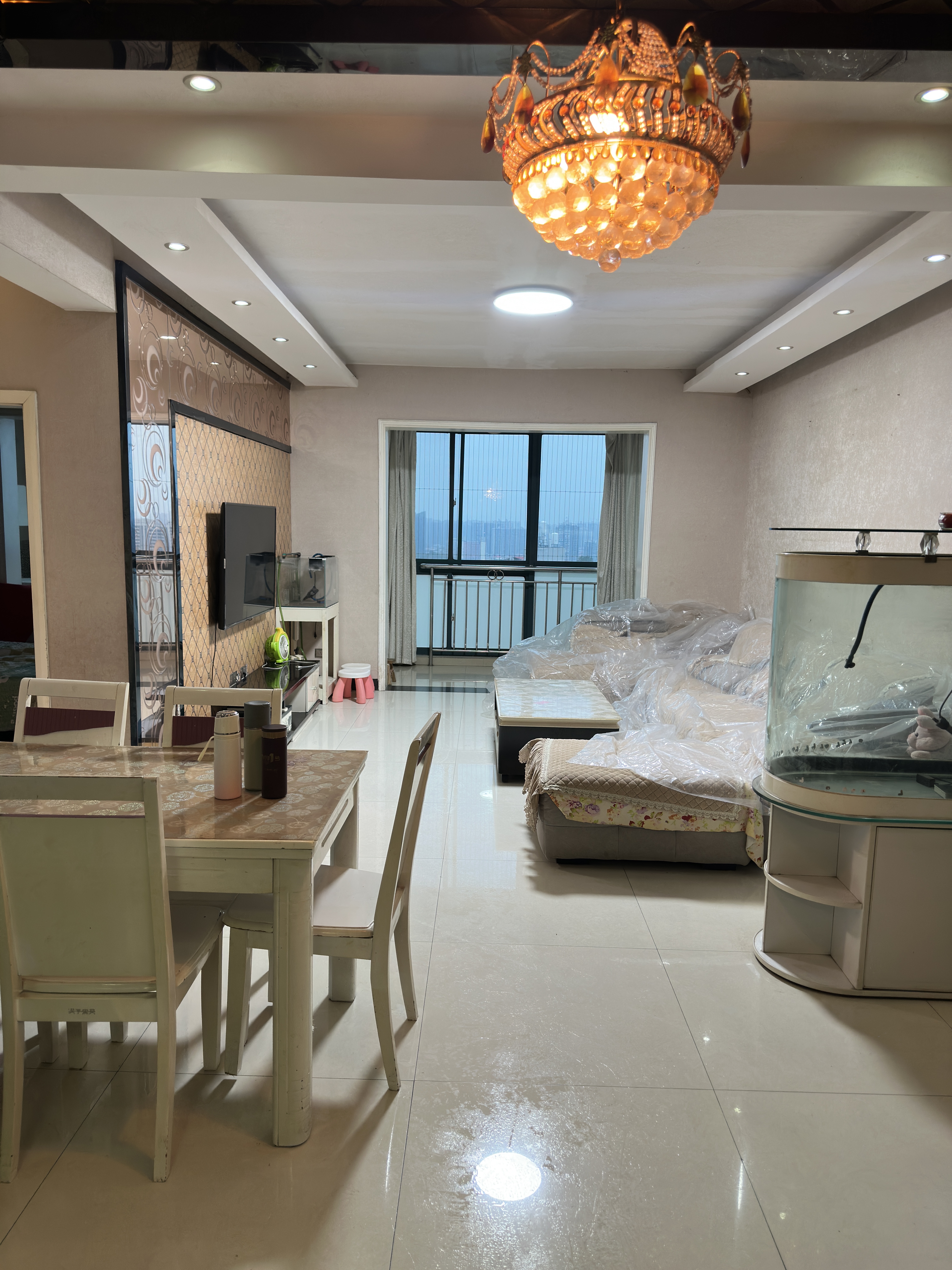 锦绣雁城  3室2厅2卫    1500.0元/月室内图