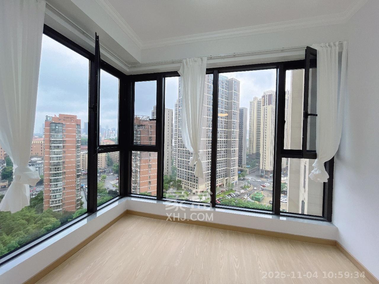 中建江山壹号 4室2厅1卫 12000.0元/月 中建江山壹号 4室2厅1卫 12000.0元/月室内图