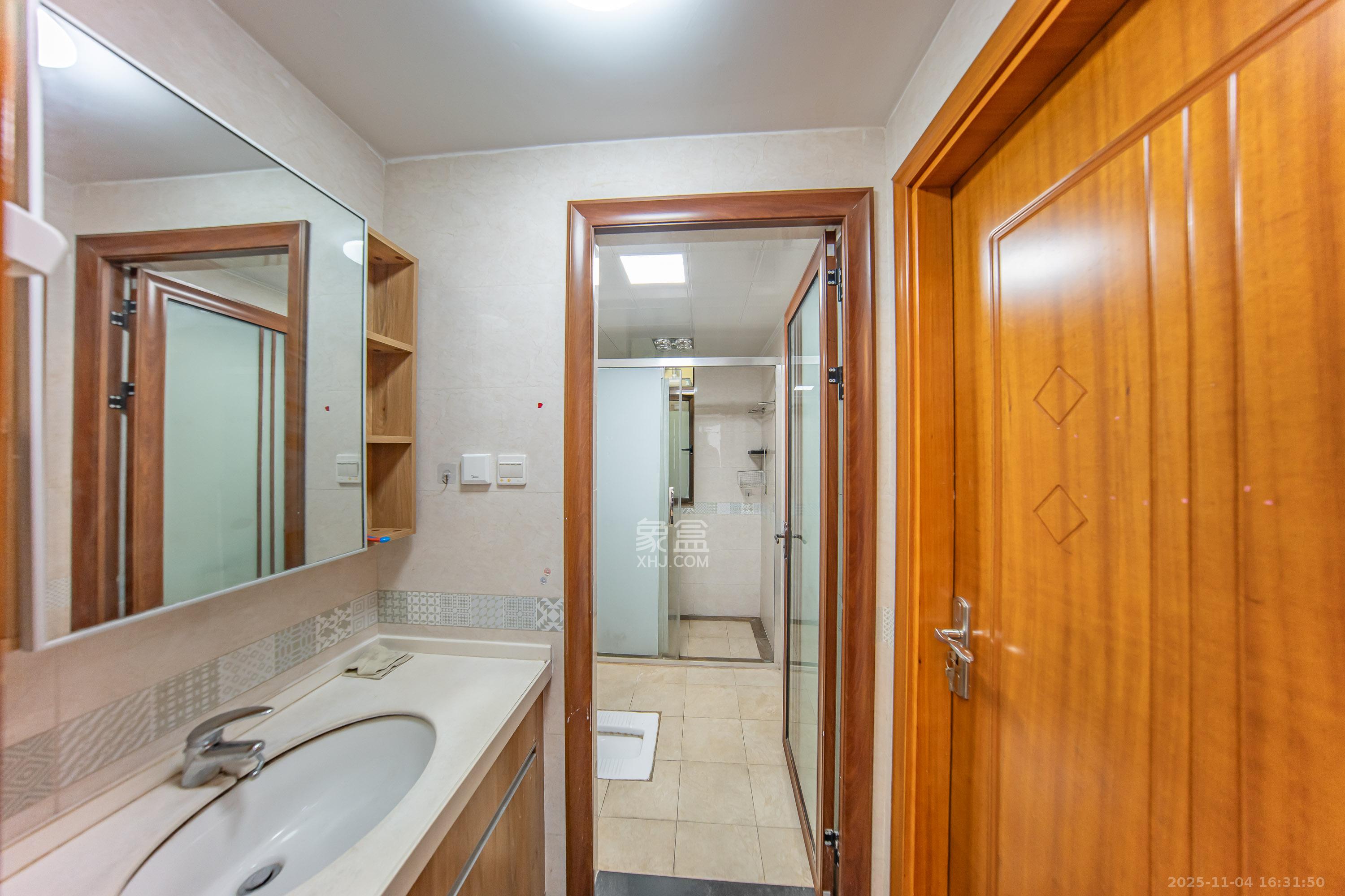 江山帝景哈佛  3室2厅1卫    2200.0元/月室内图