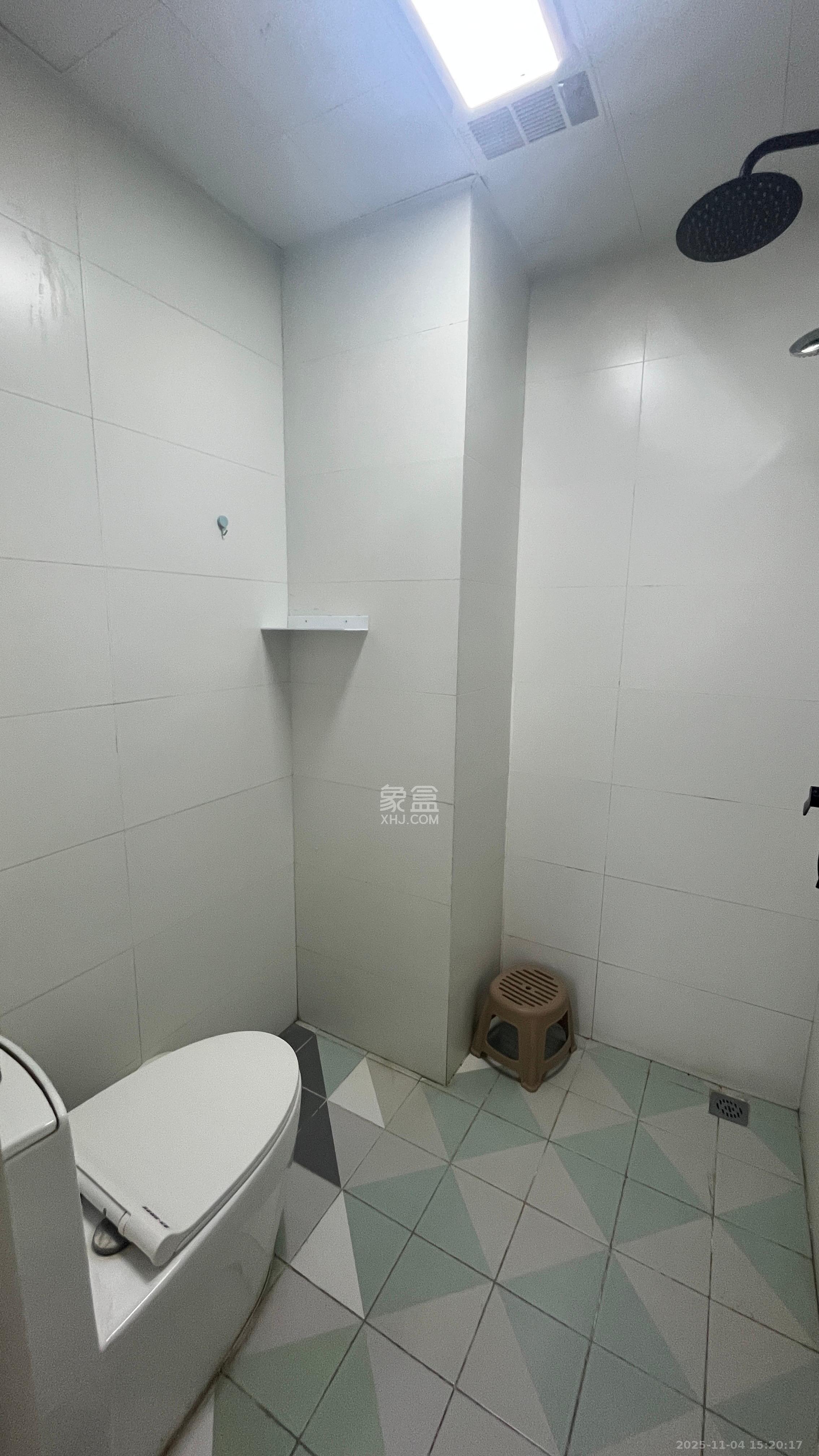 中天广场 1室1厅1卫 1800.0元/月 中天广场 1室1厅1卫 1800.0元/月室内图