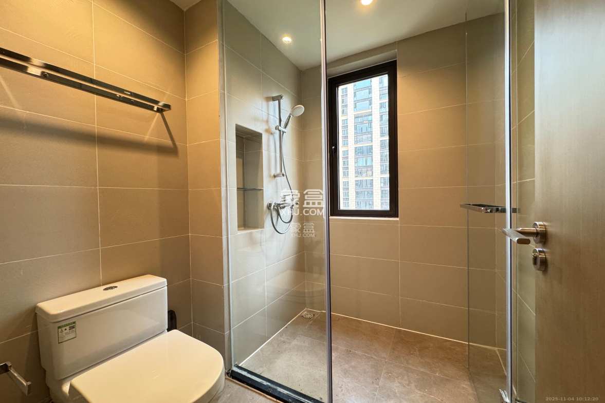 新力铂园(江山云著) 4室1厅2卫 6000.0元/月 新力铂园(江山云著) 4室1厅2卫 6000.0元/月室内图