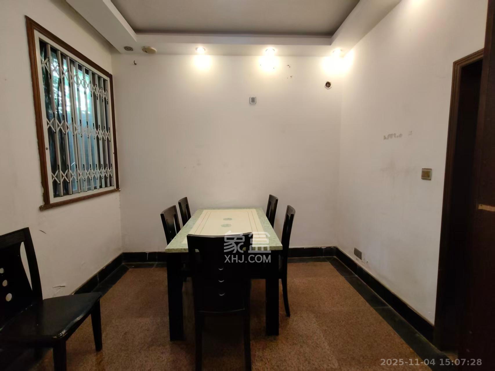 幸福里（幸福里一期）  6室2厅2卫    2900.0元/月室内图