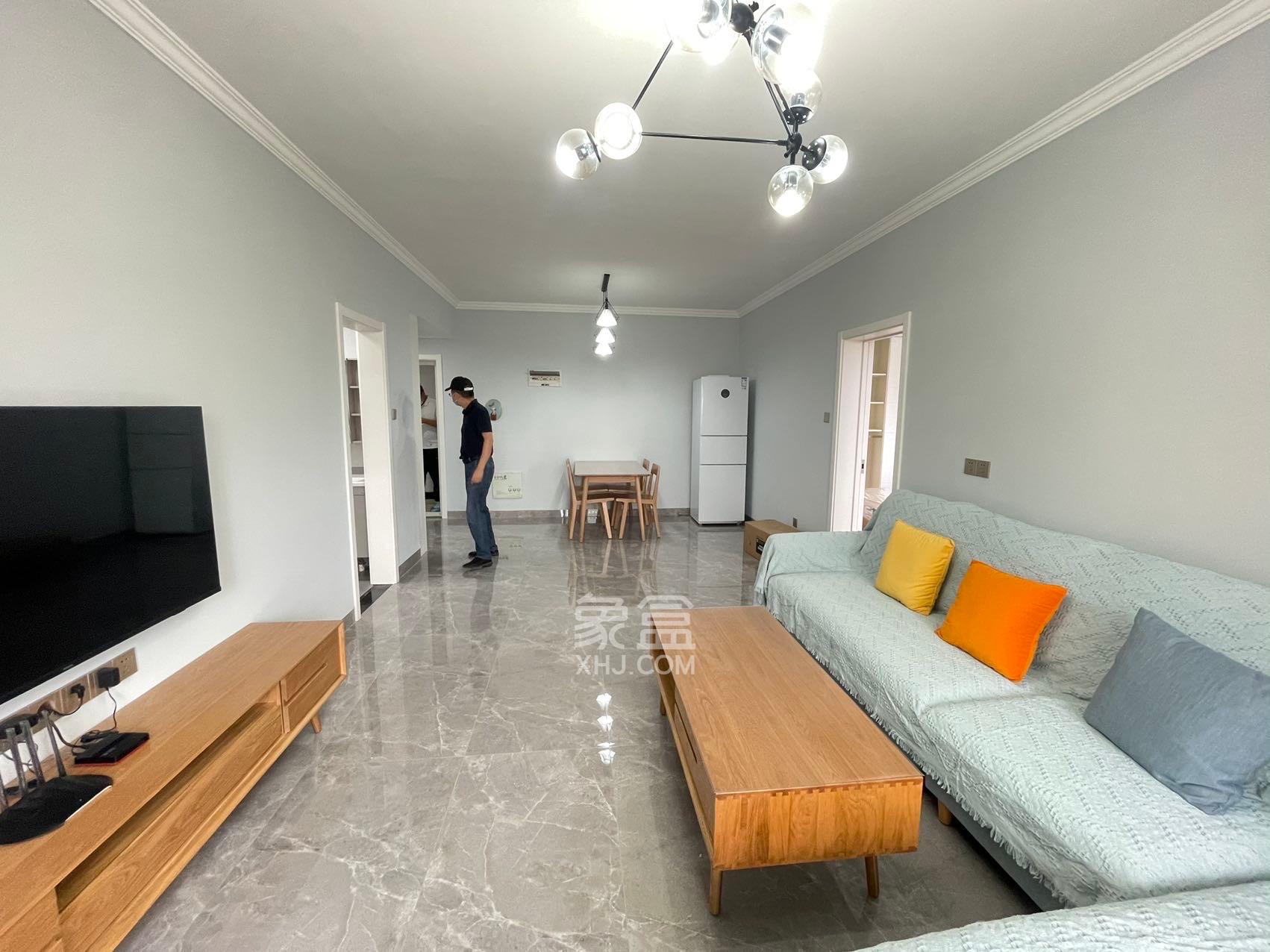 长房白沙湾  2室2厅2卫    2800.0元/月室内图