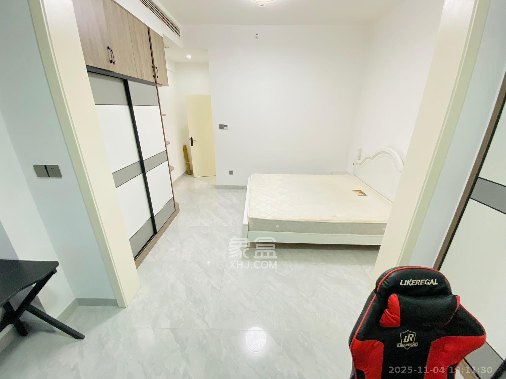 江南华府  2室1厅1卫    2400.0元/月室内图